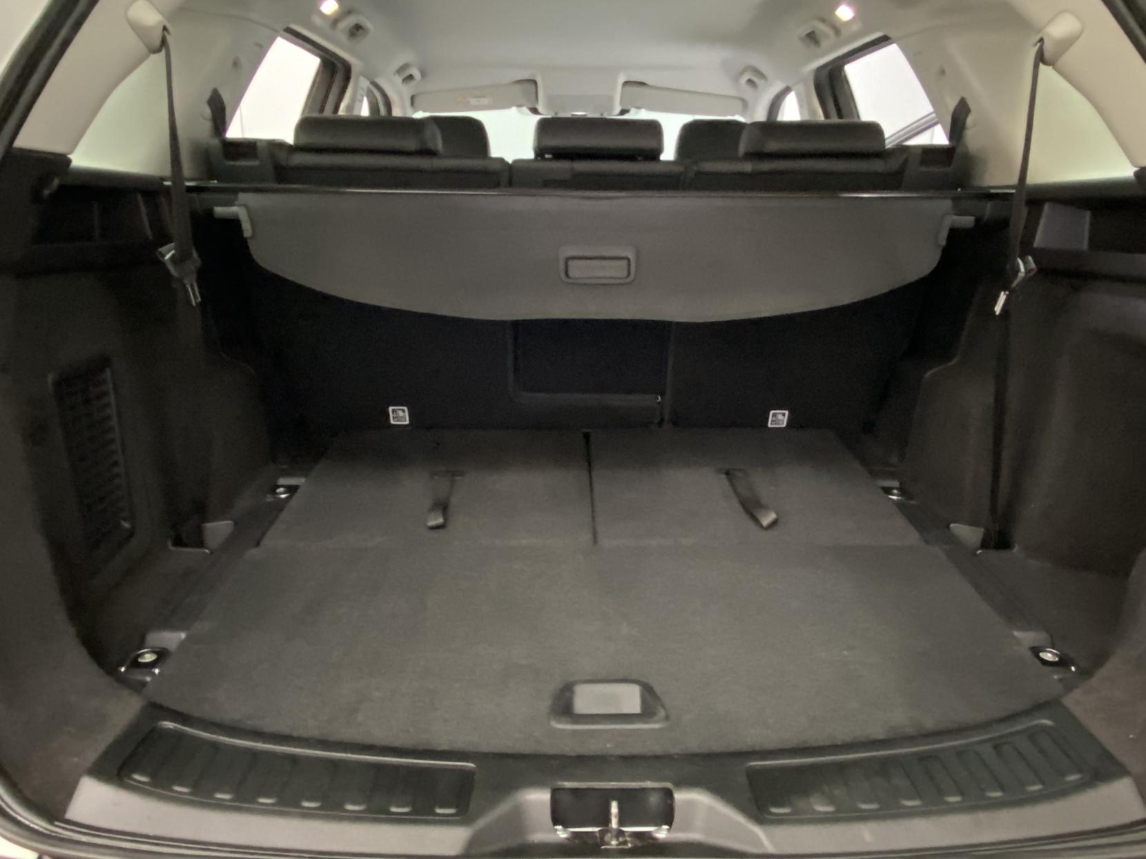 Land Rover Discovery Sport 2.0 TD4 SE Tech SUV 5dr Diesel Manual 4WD Euro 6 (s/s) (180 ps)