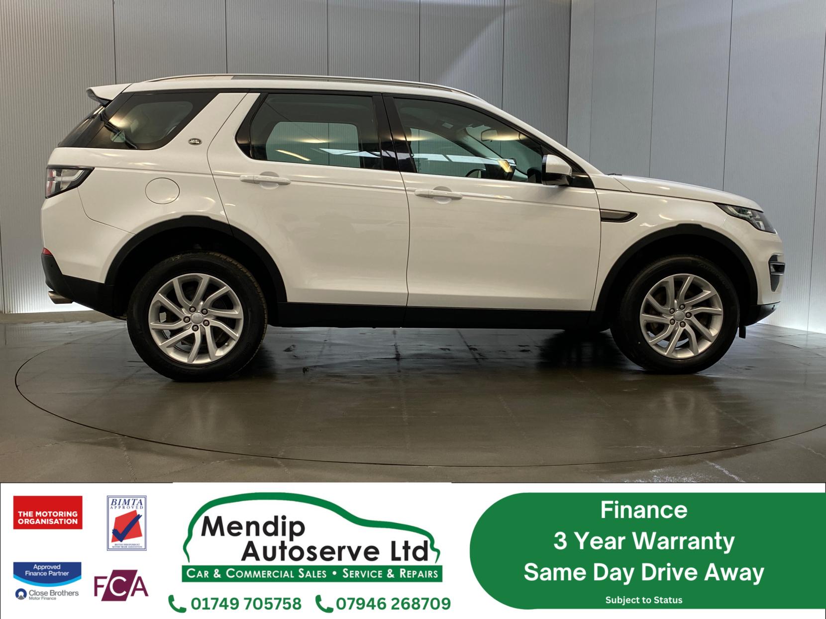 Land Rover Discovery Sport 2.0 TD4 SE Tech SUV 5dr Diesel Manual 4WD Euro 6 (s/s) (180 ps)