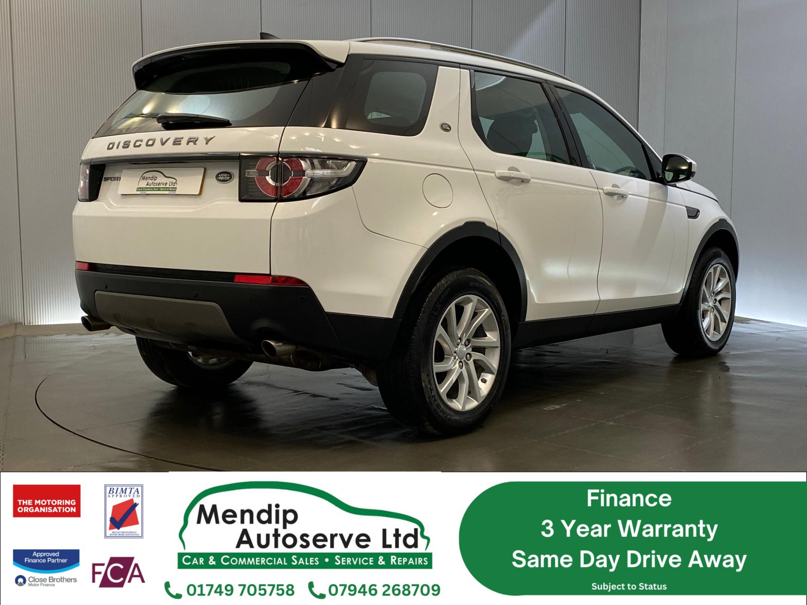 Land Rover Discovery Sport 2.0 TD4 SE Tech SUV 5dr Diesel Manual 4WD Euro 6 (s/s) (180 ps)