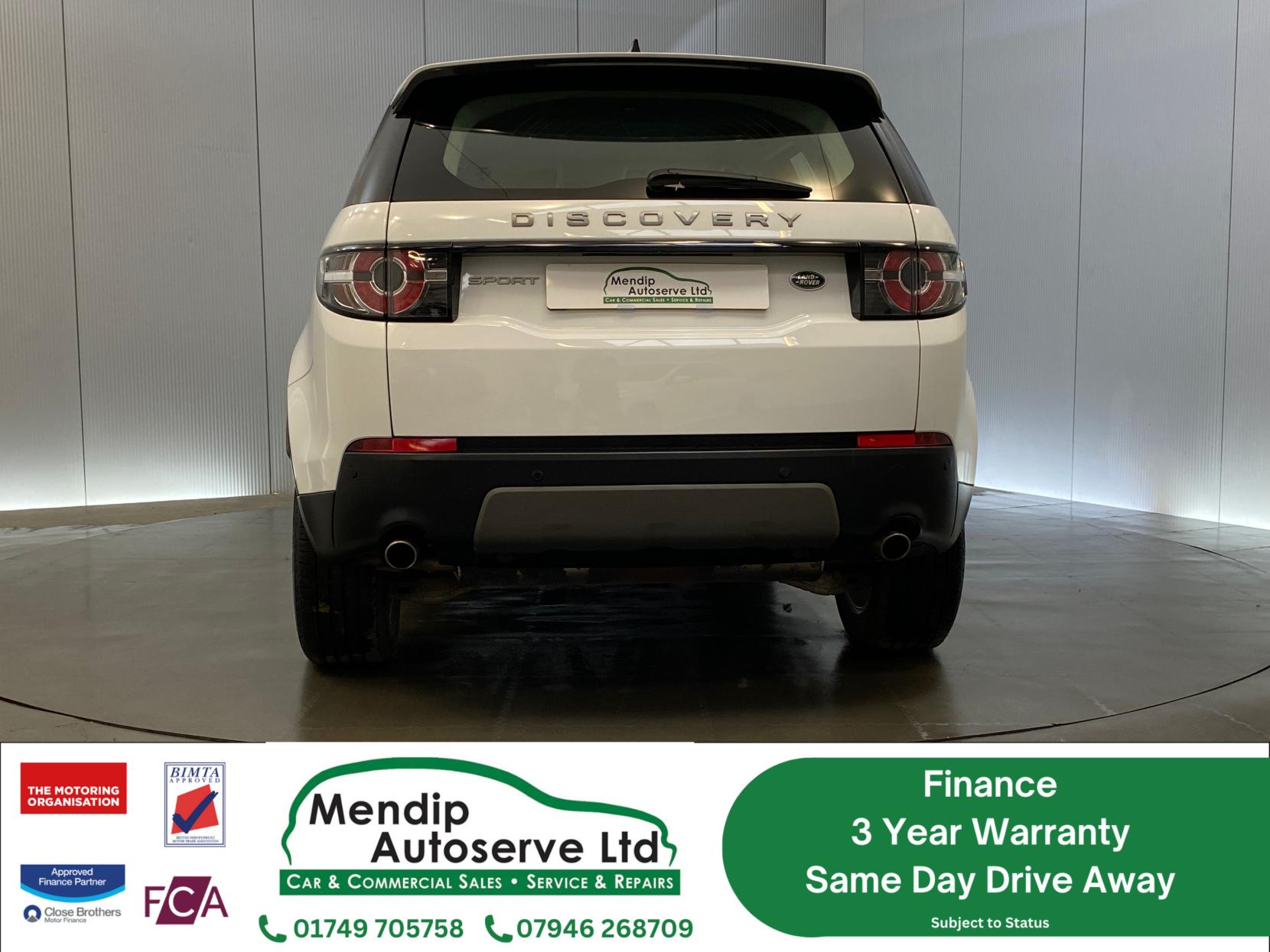 Land Rover Discovery Sport 2.0 TD4 SE Tech SUV 5dr Diesel Manual 4WD Euro 6 (s/s) (180 ps)