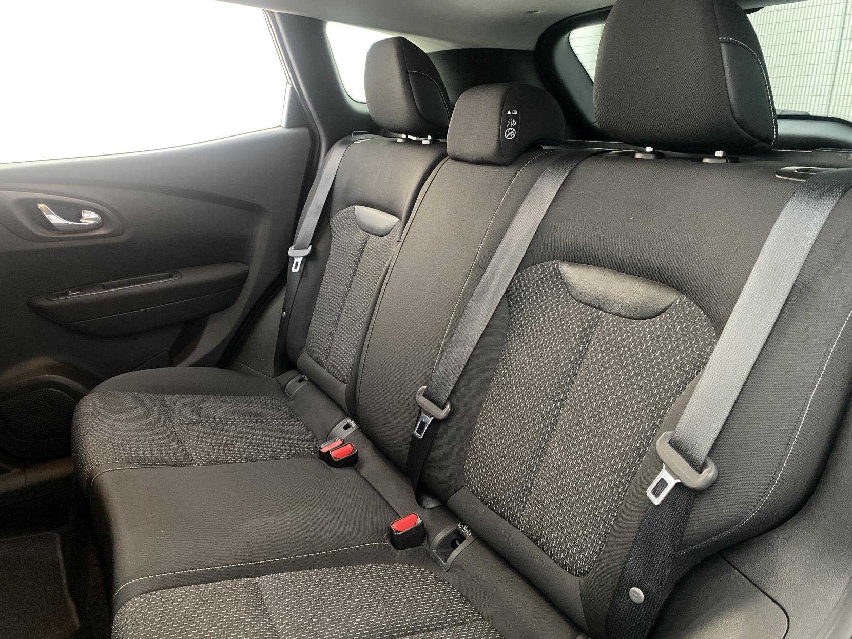 Renault Kadjar 1.5 dCi Dynamique Nav SUV 5dr Diesel EDC Euro 6 (s/s) (110 ps)