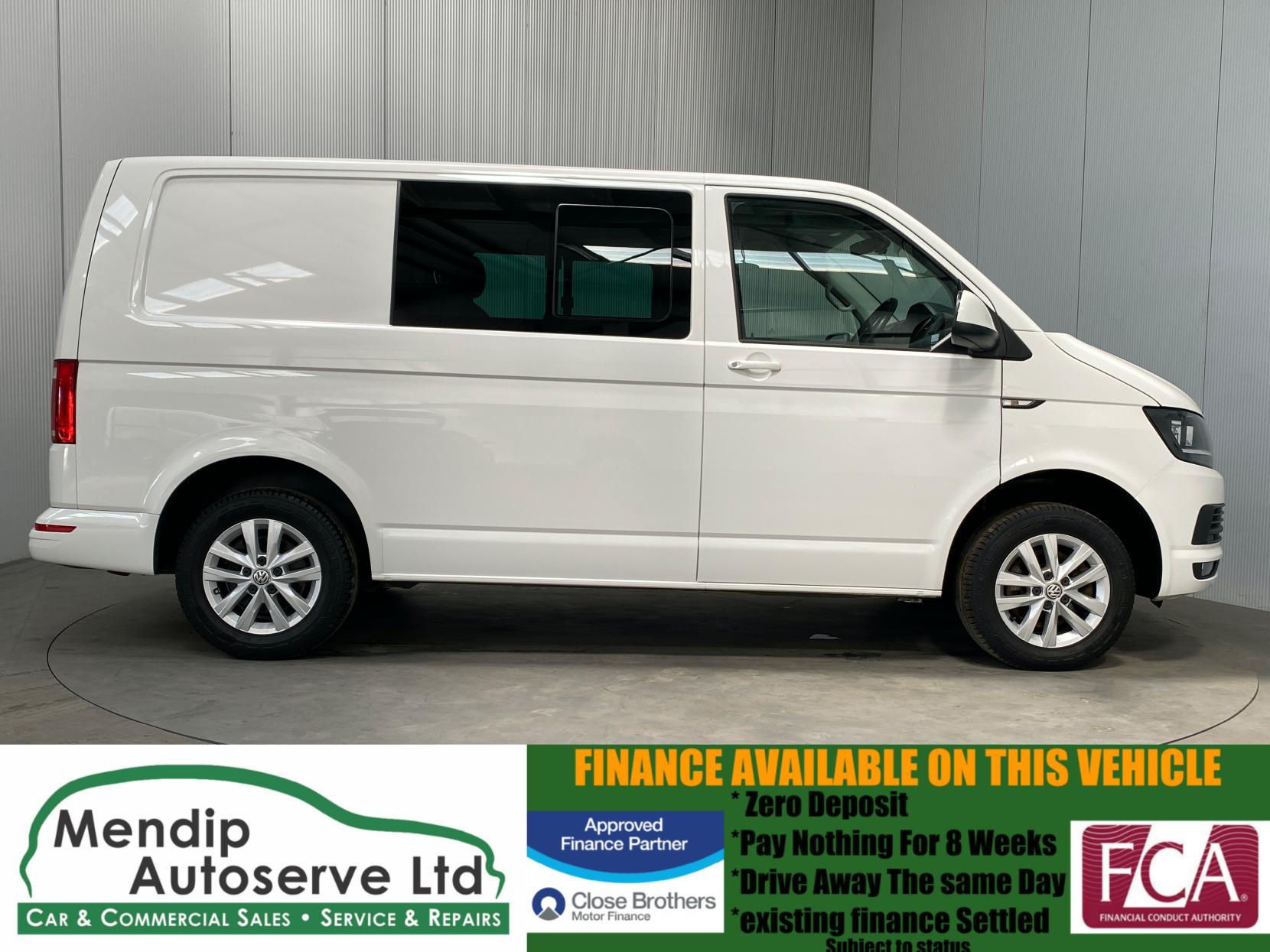 Volkswagen Transporter 2.0 TDI T30 Highline Crew Van Double Cab 5dr Diesel DSG FWD SWB Euro 6 (s/s) (150 ps)