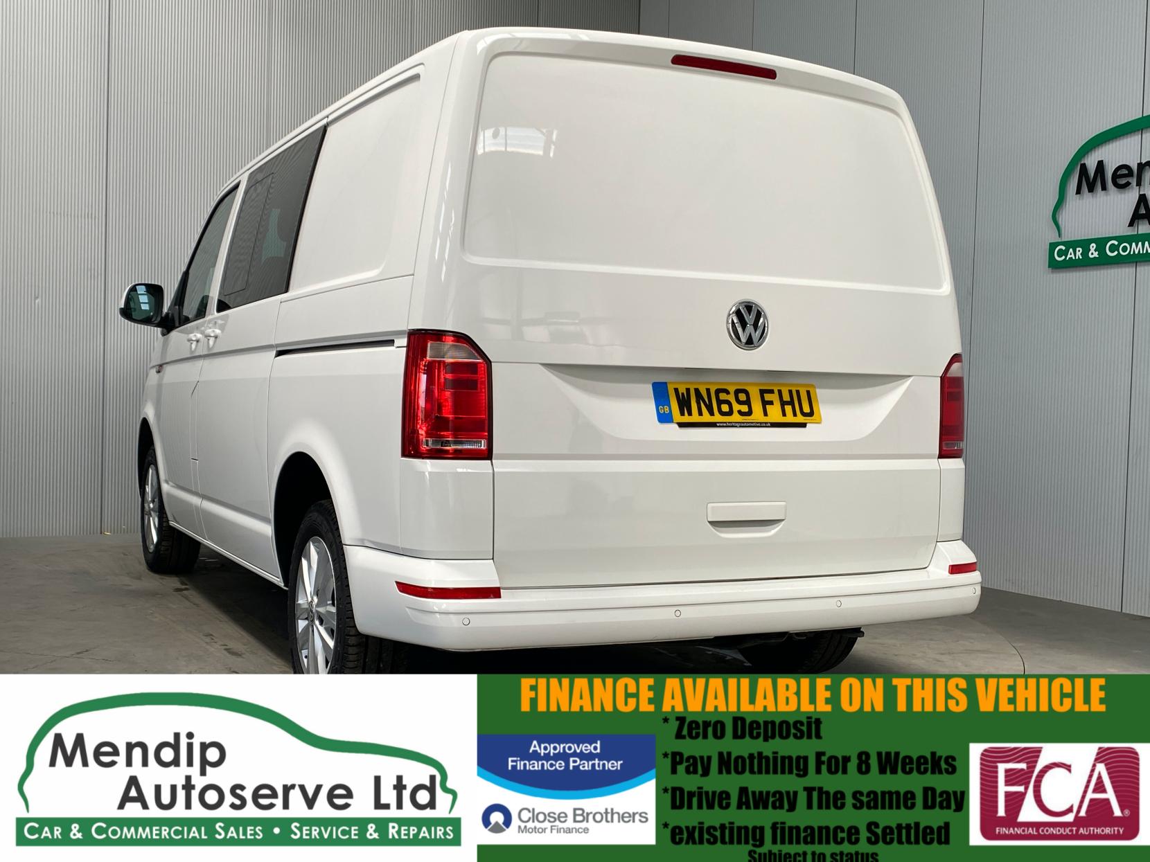 Volkswagen Transporter 2.0 TDI T30 Highline Crew Van Double Cab 5dr Diesel DSG FWD SWB Euro 6 (s/s) (150 ps)