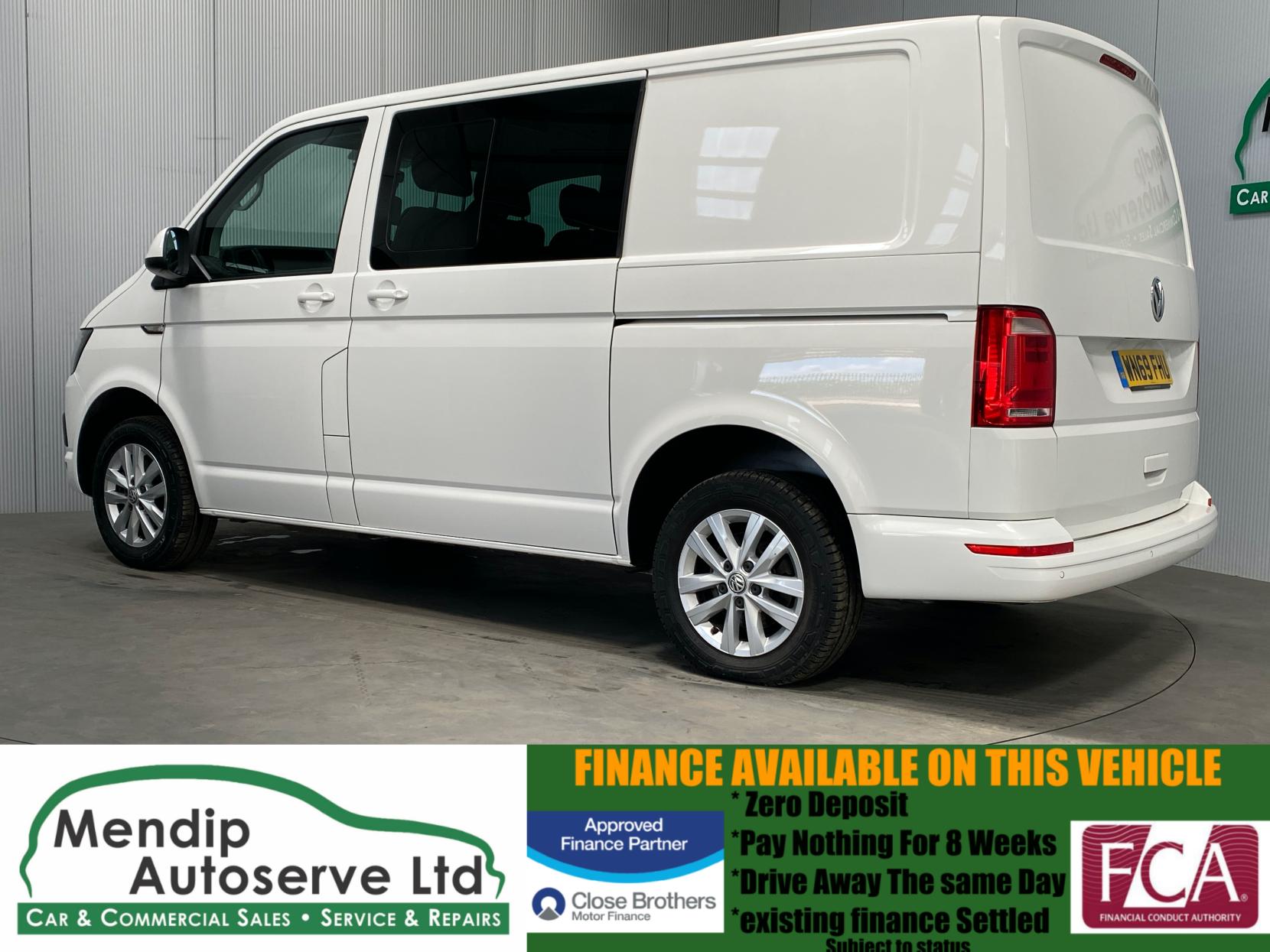 Volkswagen Transporter 2.0 TDI T30 Highline Crew Van Double Cab 5dr Diesel DSG FWD SWB Euro 6 (s/s) (150 ps)