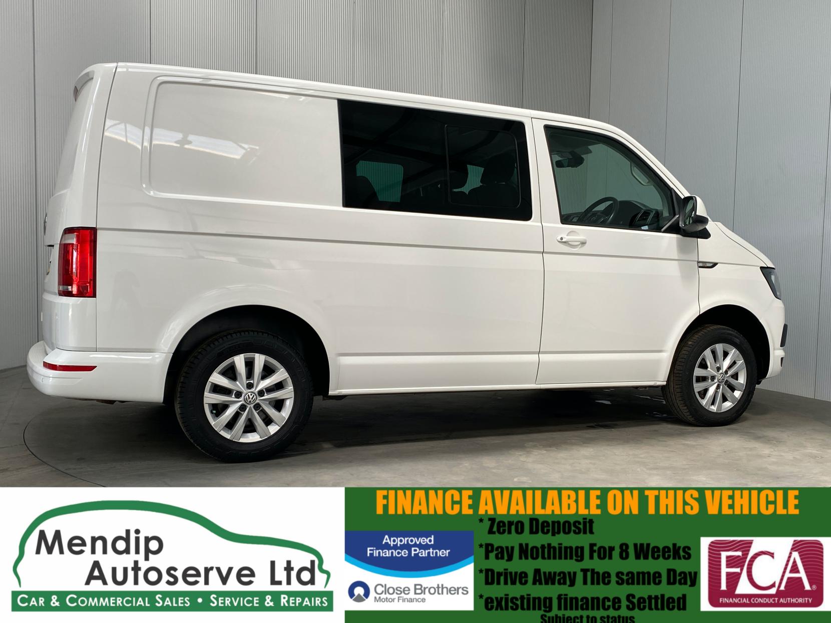 Volkswagen Transporter 2.0 TDI T30 Highline Crew Van Double Cab 5dr Diesel DSG FWD SWB Euro 6 (s/s) (150 ps)