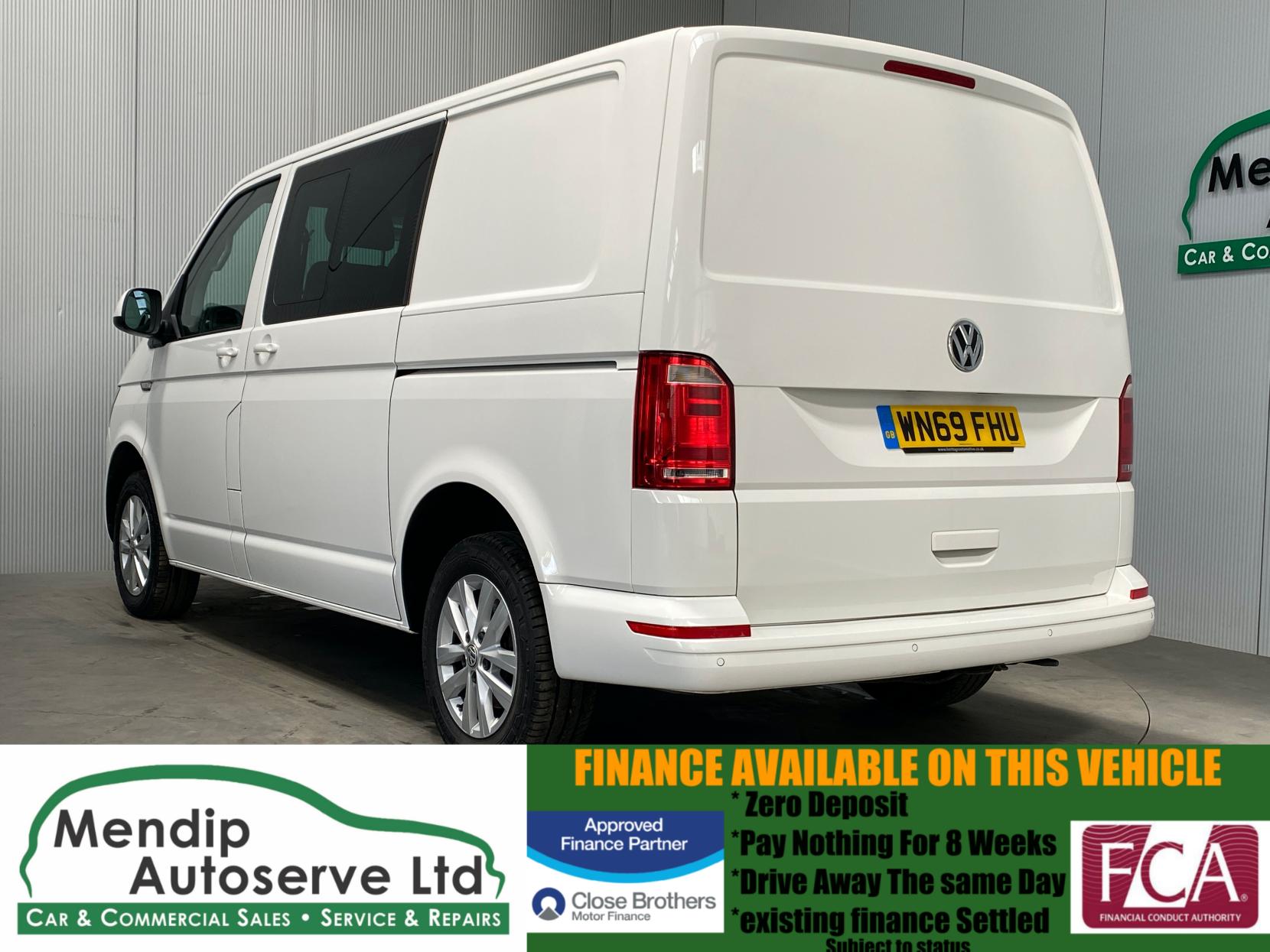 Volkswagen Transporter 2.0 TDI T30 Highline Crew Van Double Cab 5dr Diesel DSG FWD SWB Euro 6 (s/s) (150 ps)