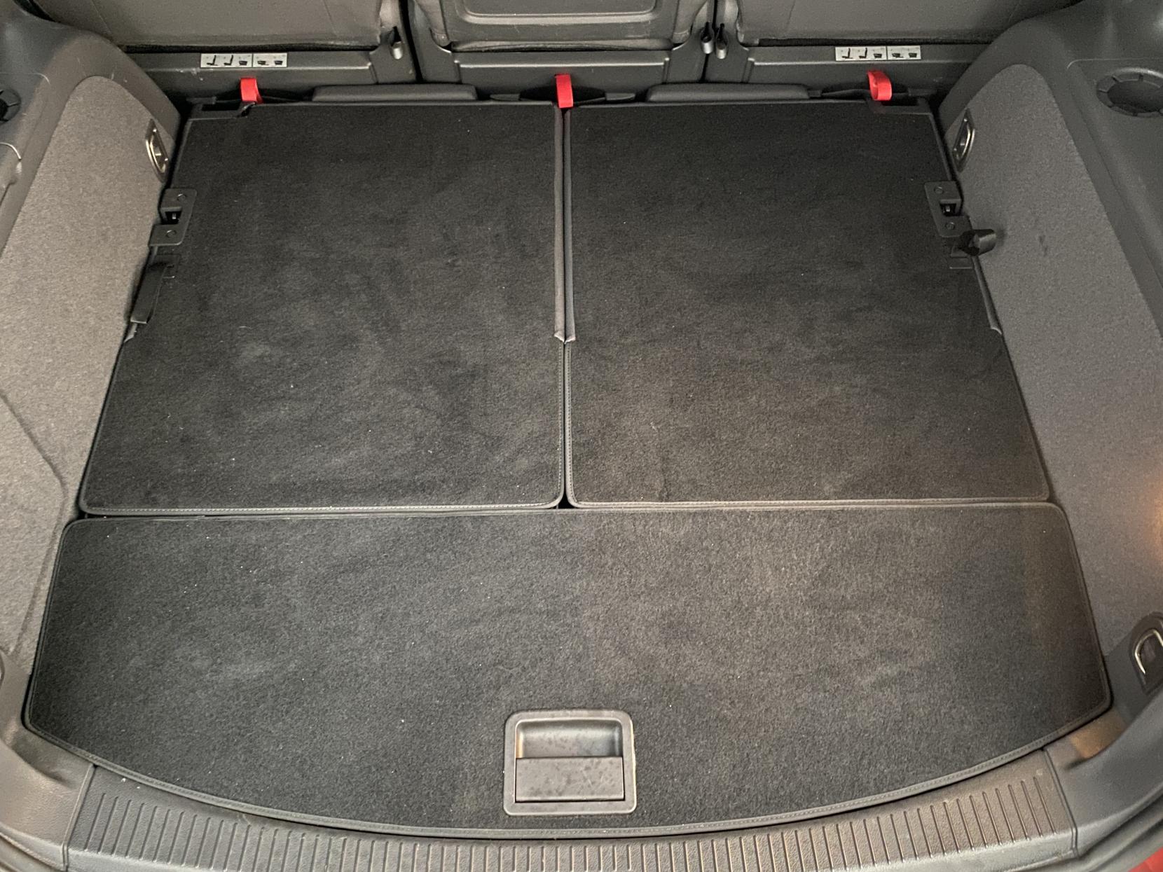 Volkswagen Touran 1.4 TSI SE MPV 5dr Petrol DSG Euro 5 (140 ps)