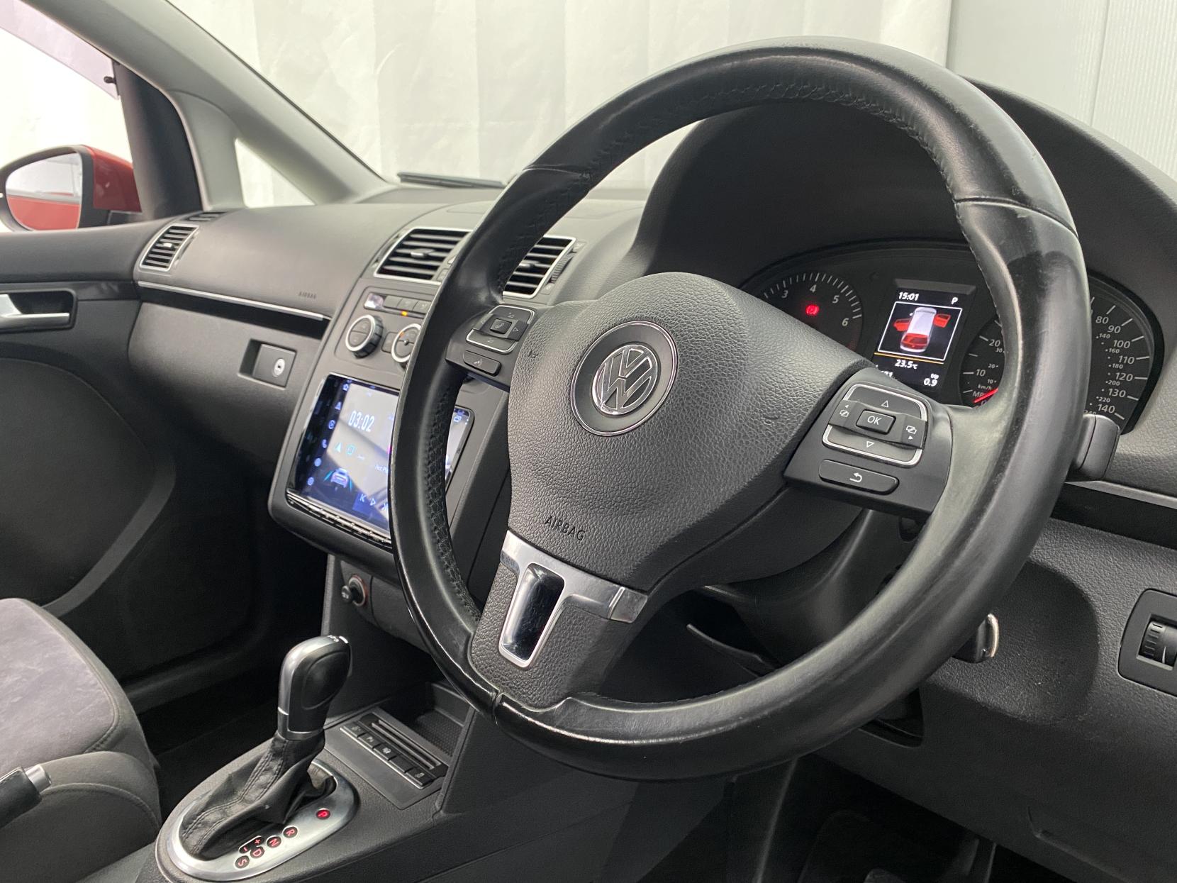 Volkswagen Touran 1.4 TSI SE MPV 5dr Petrol DSG Euro 5 (140 ps)