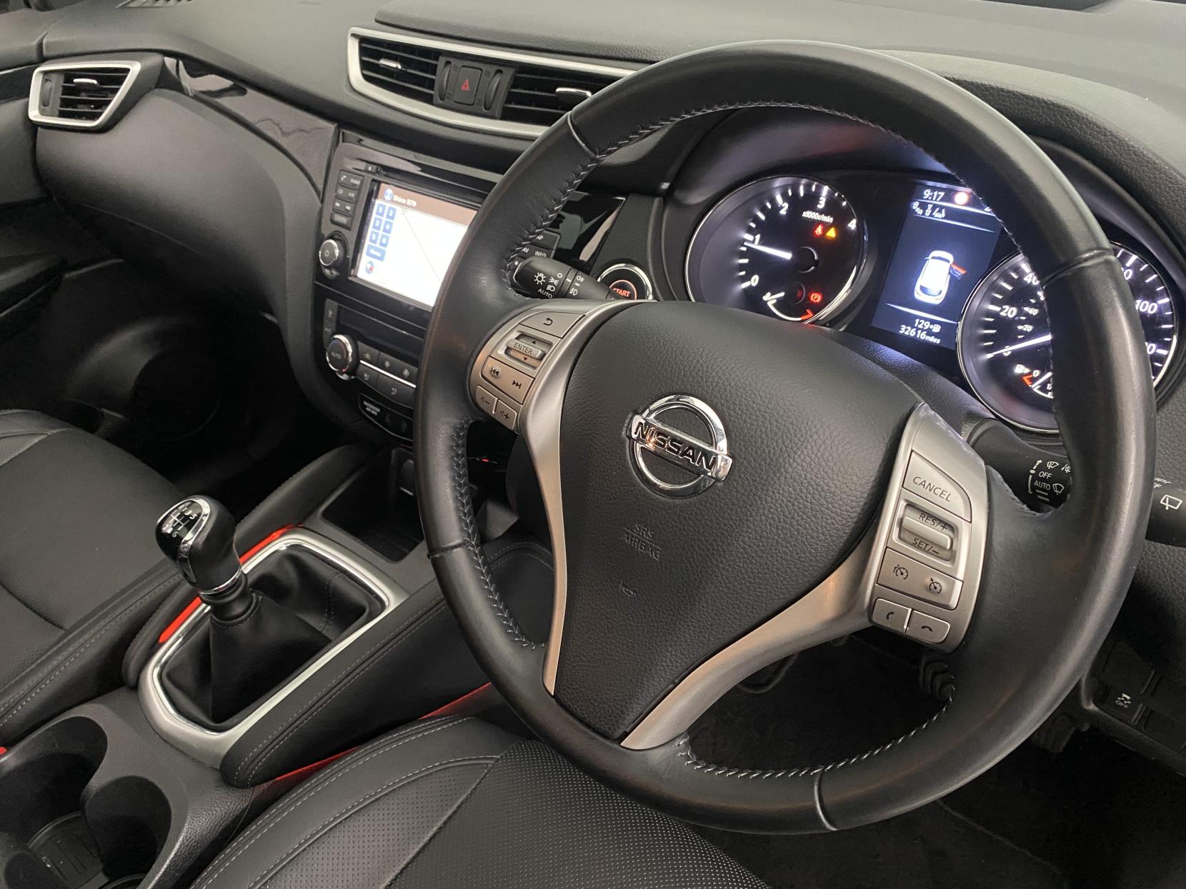Nissan Qashqai 1.5 dCi Tekna SUV 5dr Diesel Manual 2WD Euro 6 (s/s) (110 ps)
