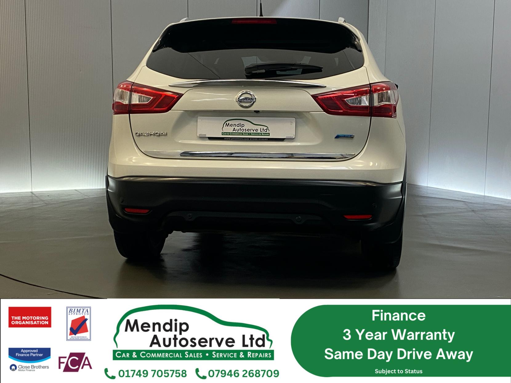 Nissan Qashqai 1.5 dCi Tekna SUV 5dr Diesel Manual 2WD Euro 6 (s/s) (110 ps)