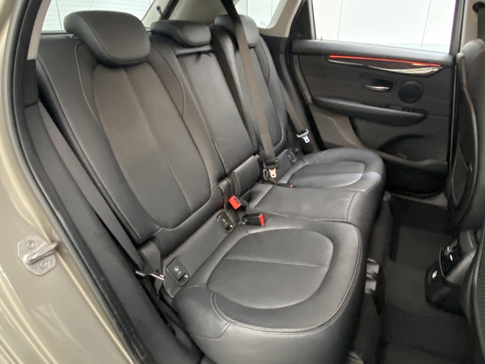 BMW 2 Series Active Tourer 1.5 218i Luxury MPV 5dr Petrol Auto Euro 6 (s/s) (136 ps)