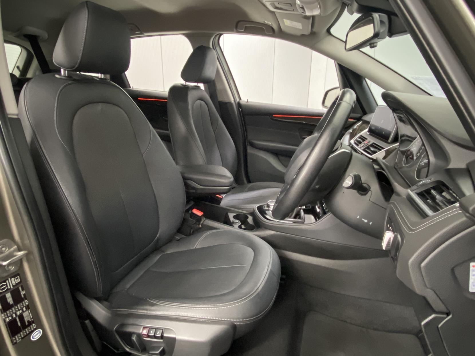 BMW 2 Series Active Tourer 1.5 218i Luxury MPV 5dr Petrol Auto Euro 6 (s/s) (136 ps)