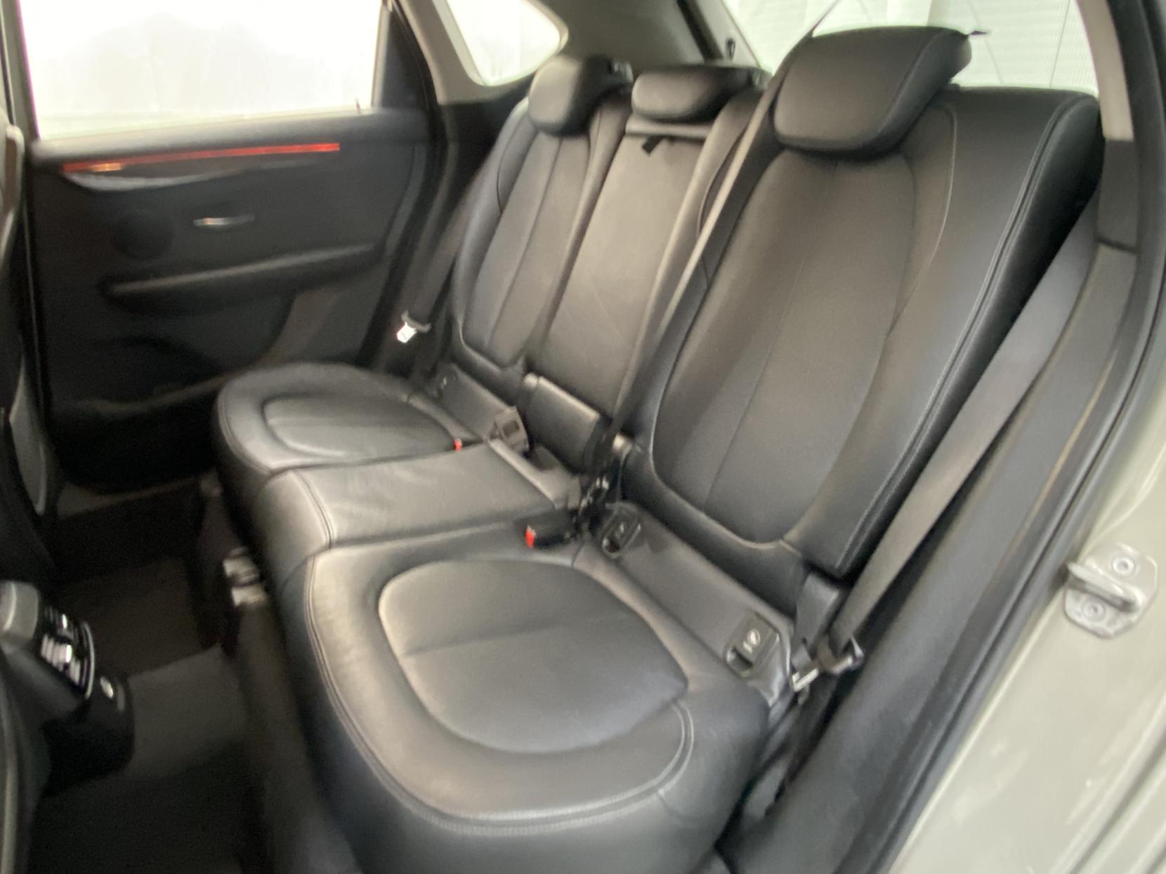 BMW 2 Series Active Tourer 1.5 218i Luxury MPV 5dr Petrol Auto Euro 6 (s/s) (136 ps)
