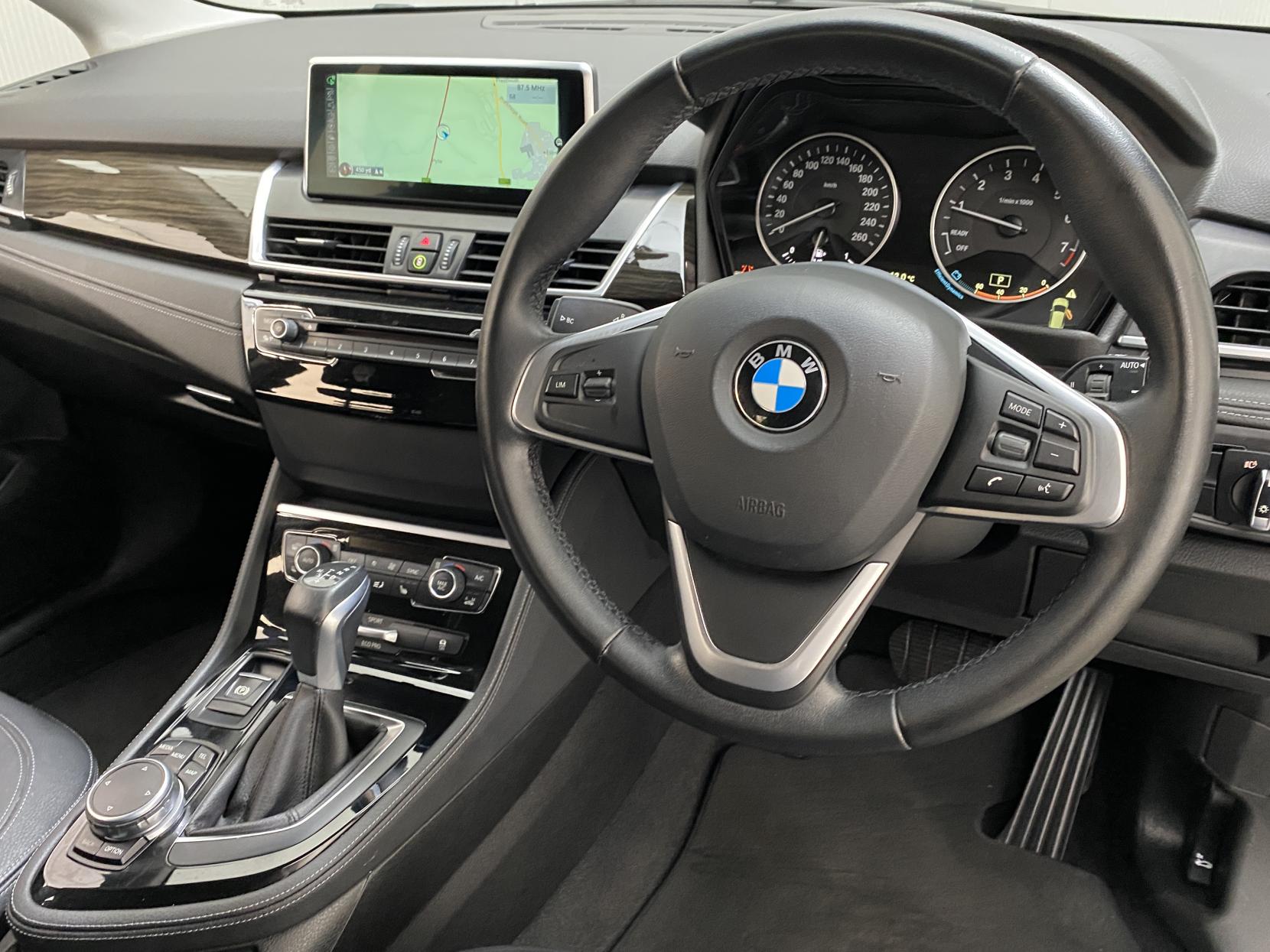 BMW 2 Series Active Tourer 1.5 218i Luxury MPV 5dr Petrol Auto Euro 6 (s/s) (136 ps)
