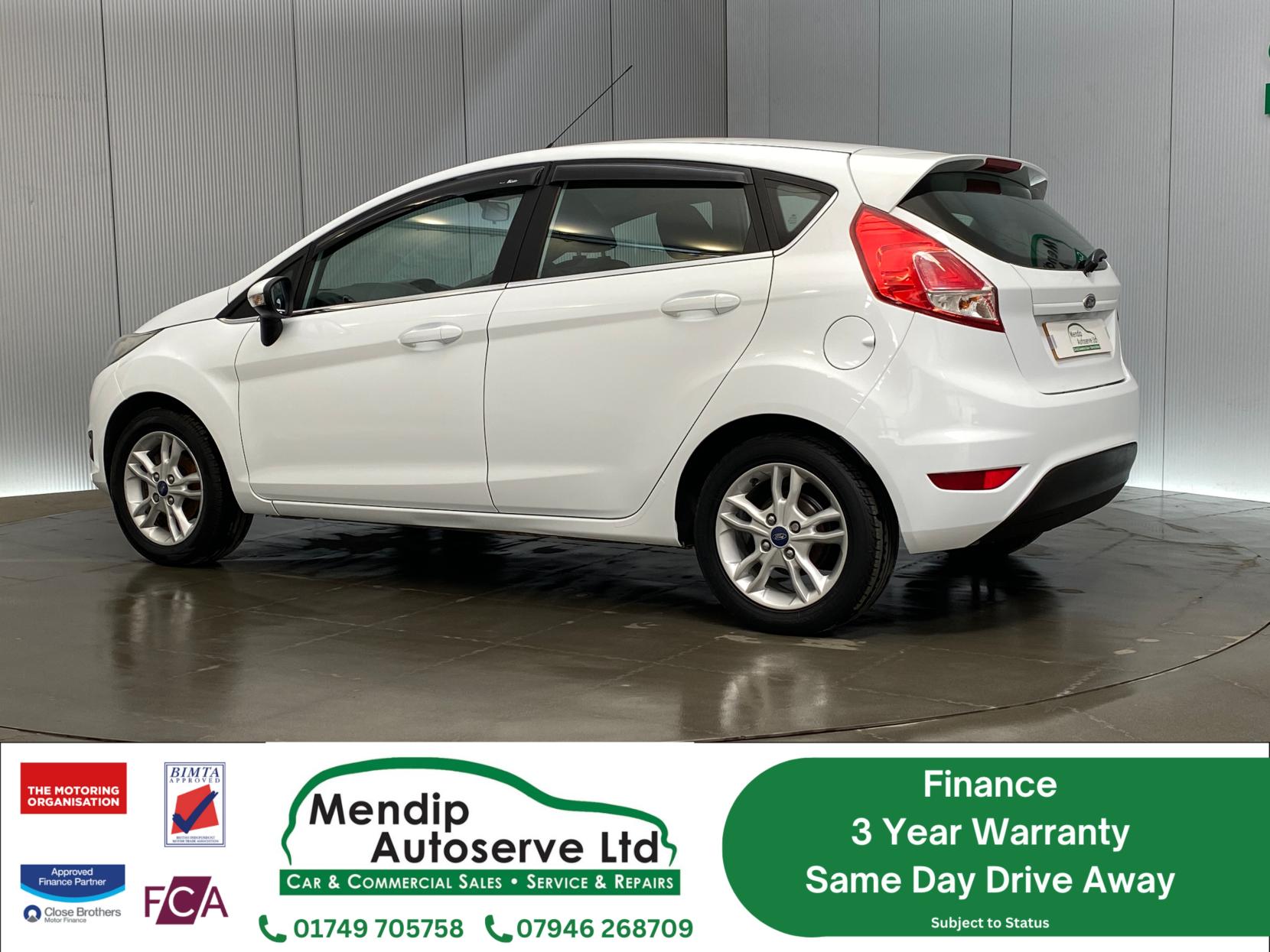 Ford Fiesta 1.25 Zetec Hatchback 5dr Petrol Manual Euro 5 (82 ps)