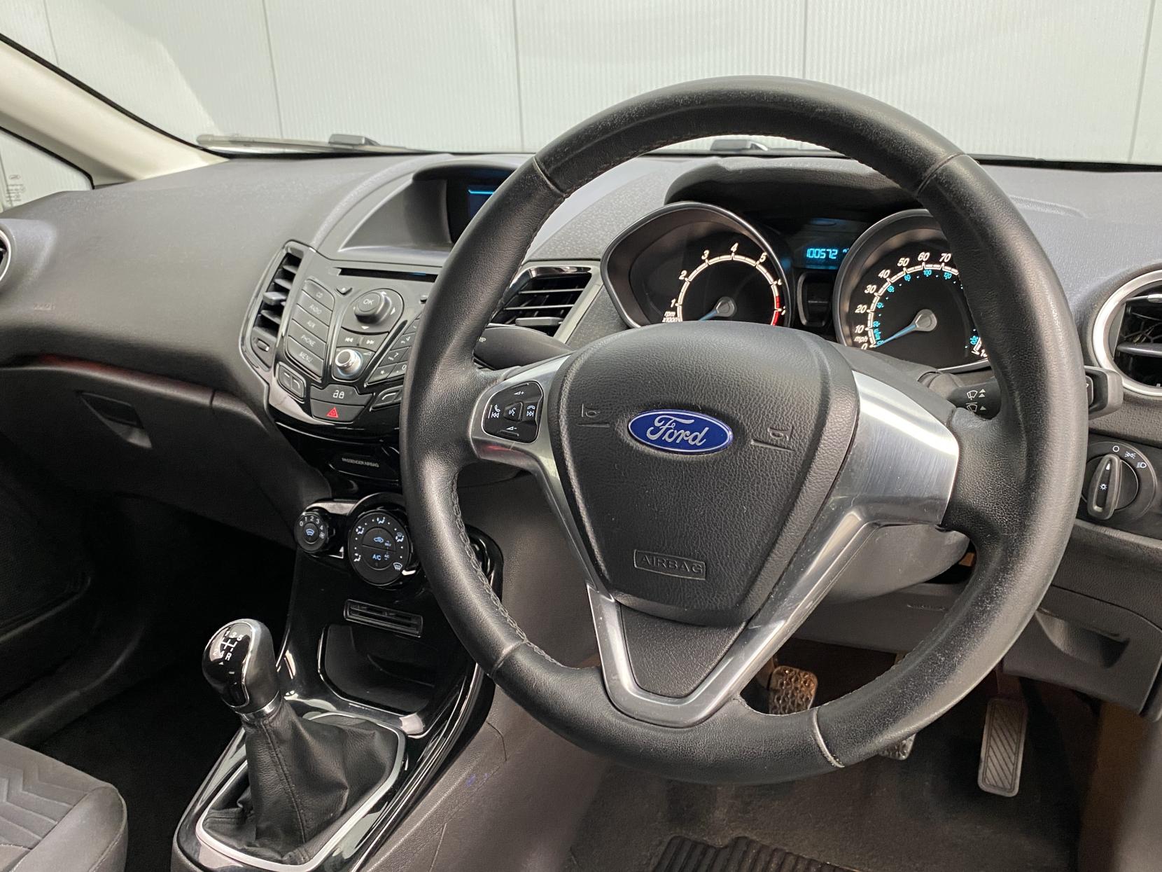 Ford Fiesta 1.25 Zetec Hatchback 5dr Petrol Manual Euro 5 (82 ps)