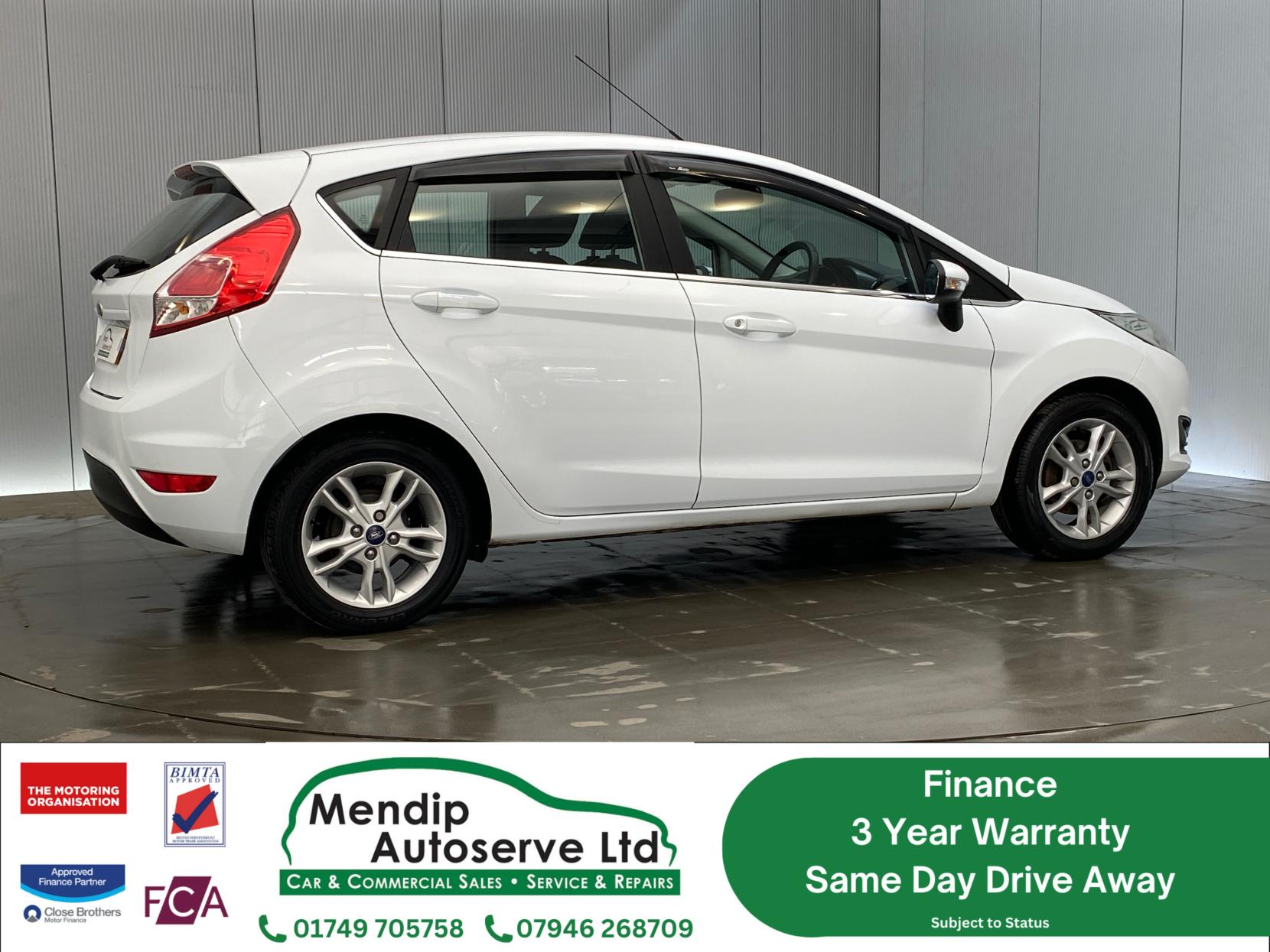Ford Fiesta 1.25 Zetec Hatchback 5dr Petrol Manual Euro 5 (82 ps)