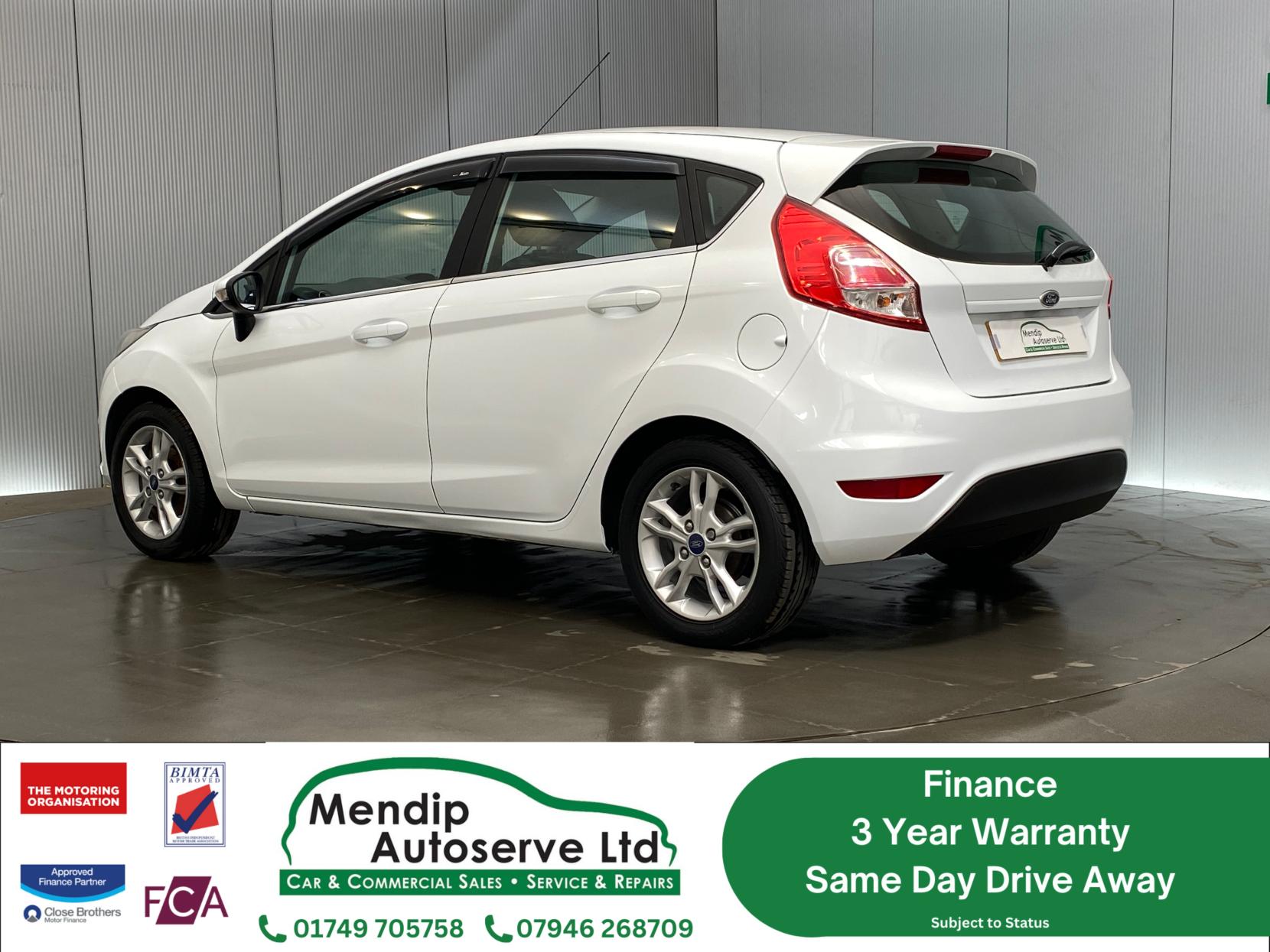 Ford Fiesta 1.25 Zetec Hatchback 5dr Petrol Manual Euro 5 (82 ps)