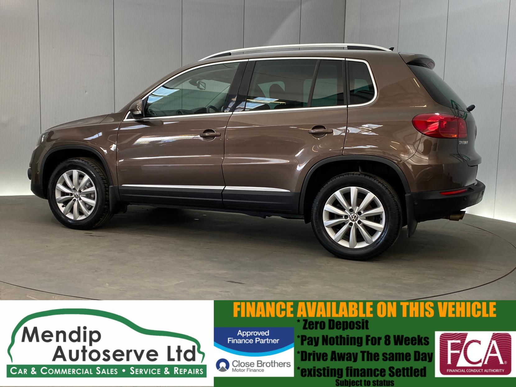 Volkswagen Tiguan 2.0 TDI BlueMotion Tech Match SUV 5dr Diesel Manual 4WD Euro 5 (s/s) (140 ps)