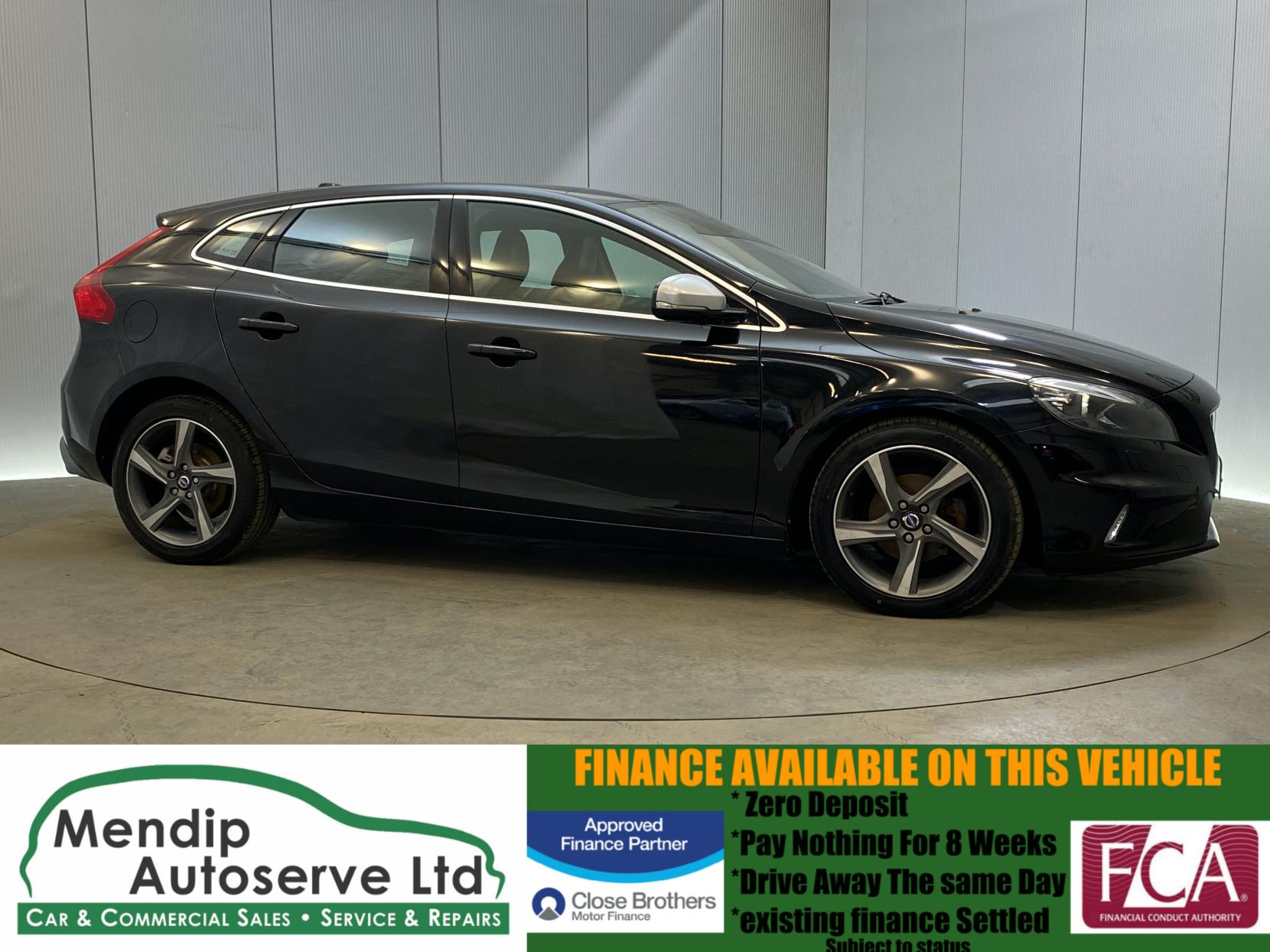 Volvo V40 1.6 D2 R-Design Hatchback 5dr Diesel Manual Euro 5 (s/s) (115 ps)