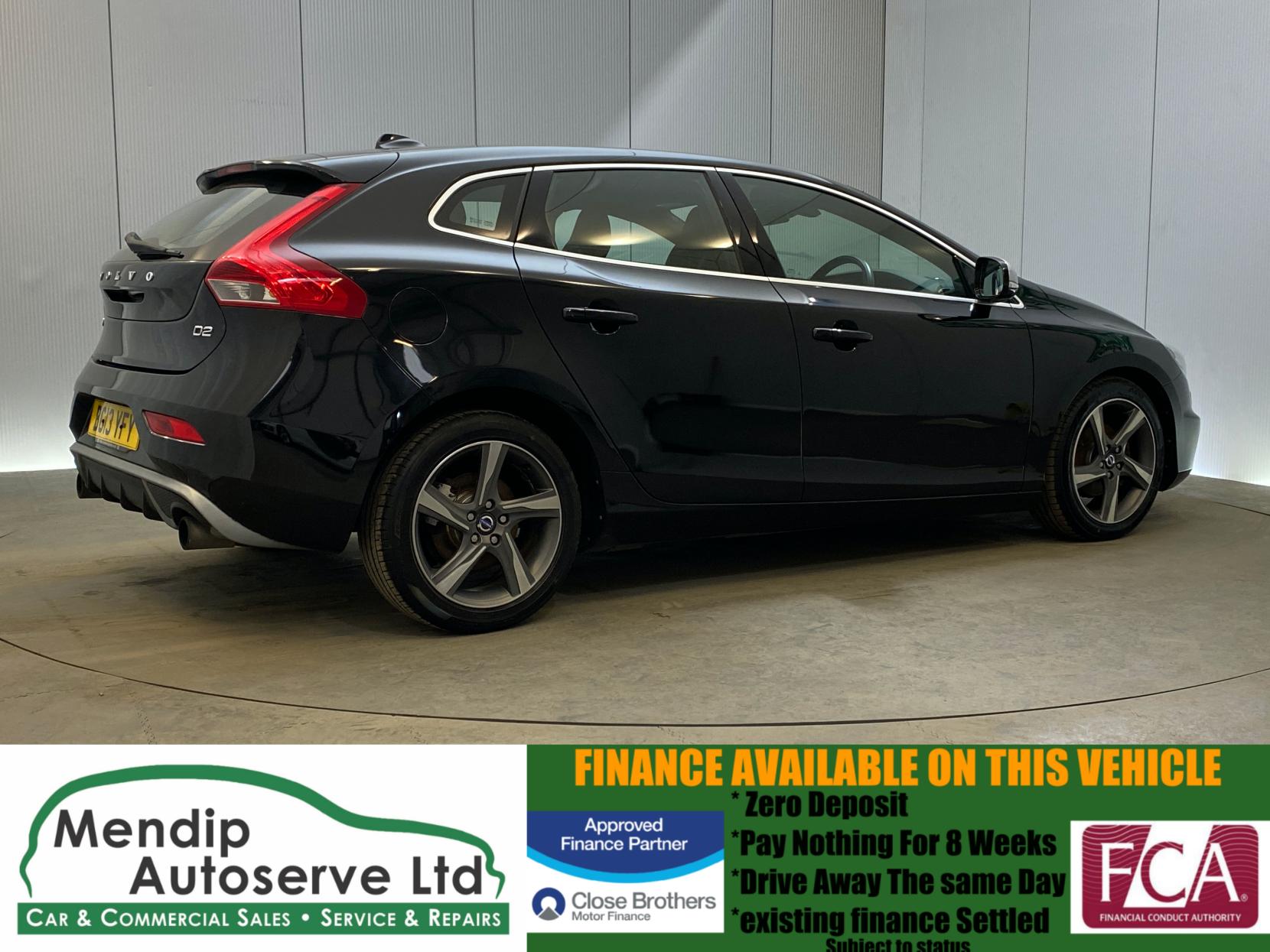 Volvo V40 1.6 D2 R-Design Hatchback 5dr Diesel Manual Euro 5 (s/s) (115 ps)