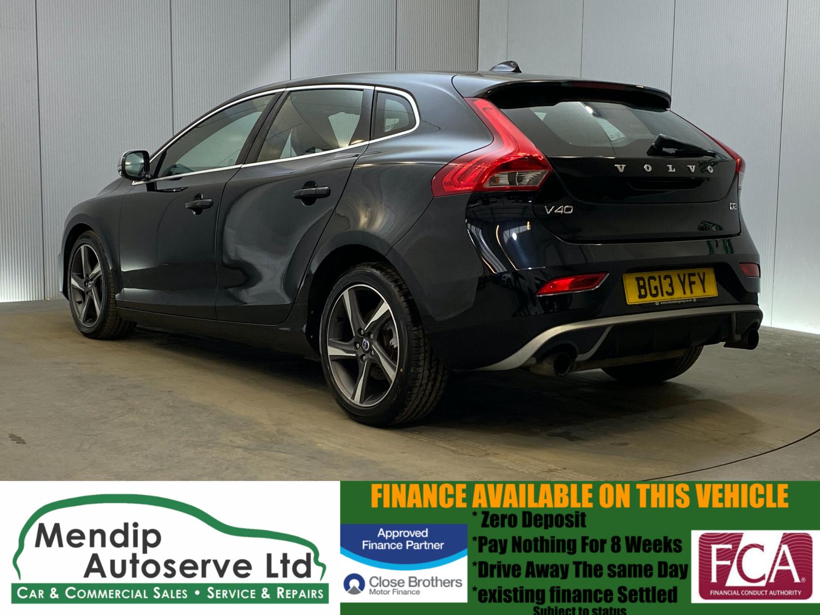 Volvo V40 1.6 D2 R-Design Hatchback 5dr Diesel Manual Euro 5 (s/s) (115 ps)