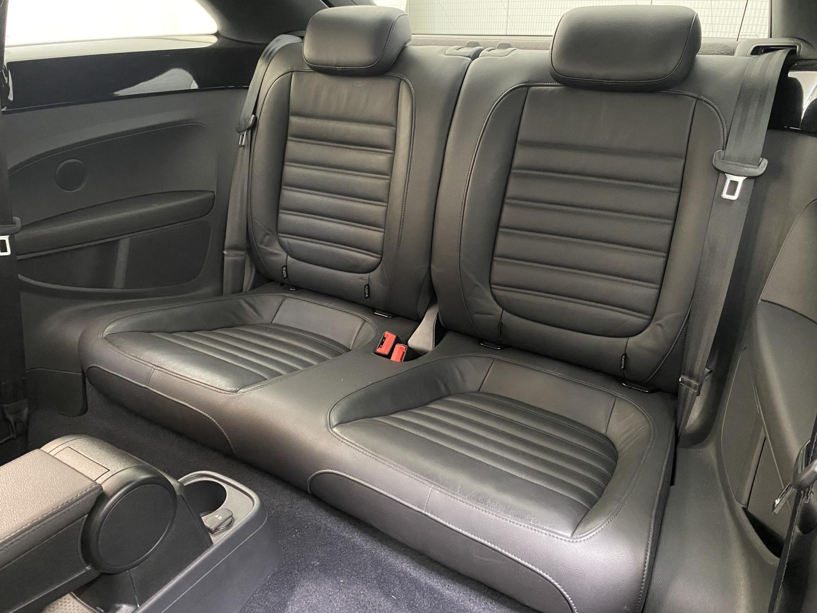 Volkswagen Beetle 1.2 TSI Design Hatchback 3dr Petrol DSG Euro 5 (105 ps)