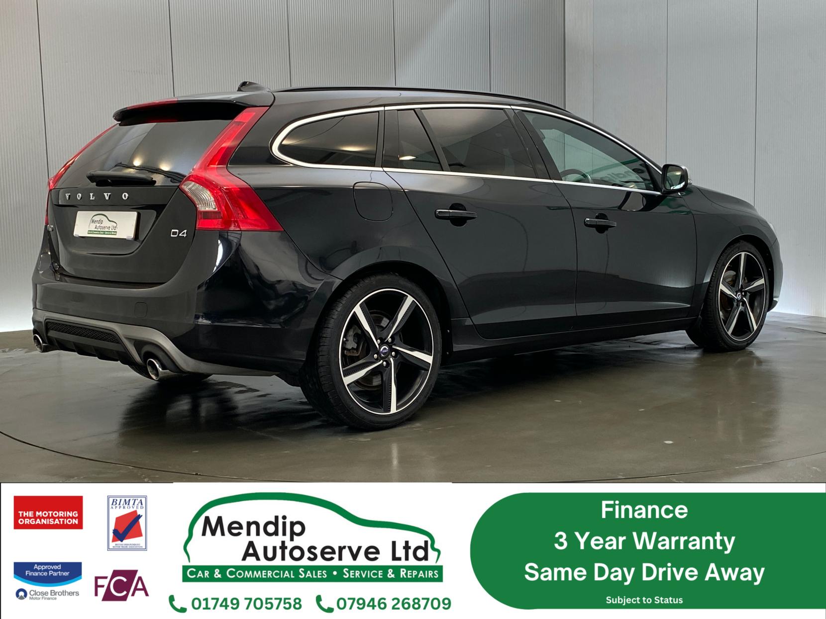 Volvo V60 2.0 D4 R-Design Nav Estate 5dr Diesel Manual Euro 6 (s/s) (181 ps)
