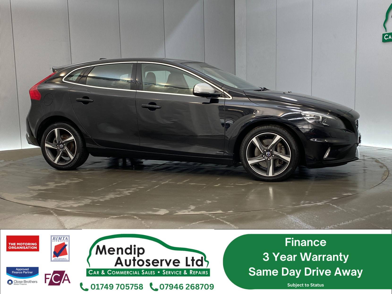 Volvo V40 2.0 D4 R-Design Lux Hatchback 5dr Diesel Geartronic Euro 5 (s/s) (177 ps)