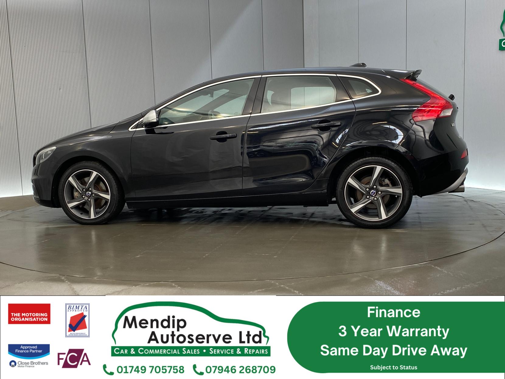 Volvo V40 2.0 D4 R-Design Lux Hatchback 5dr Diesel Geartronic Euro 5 (s/s) (177 ps)