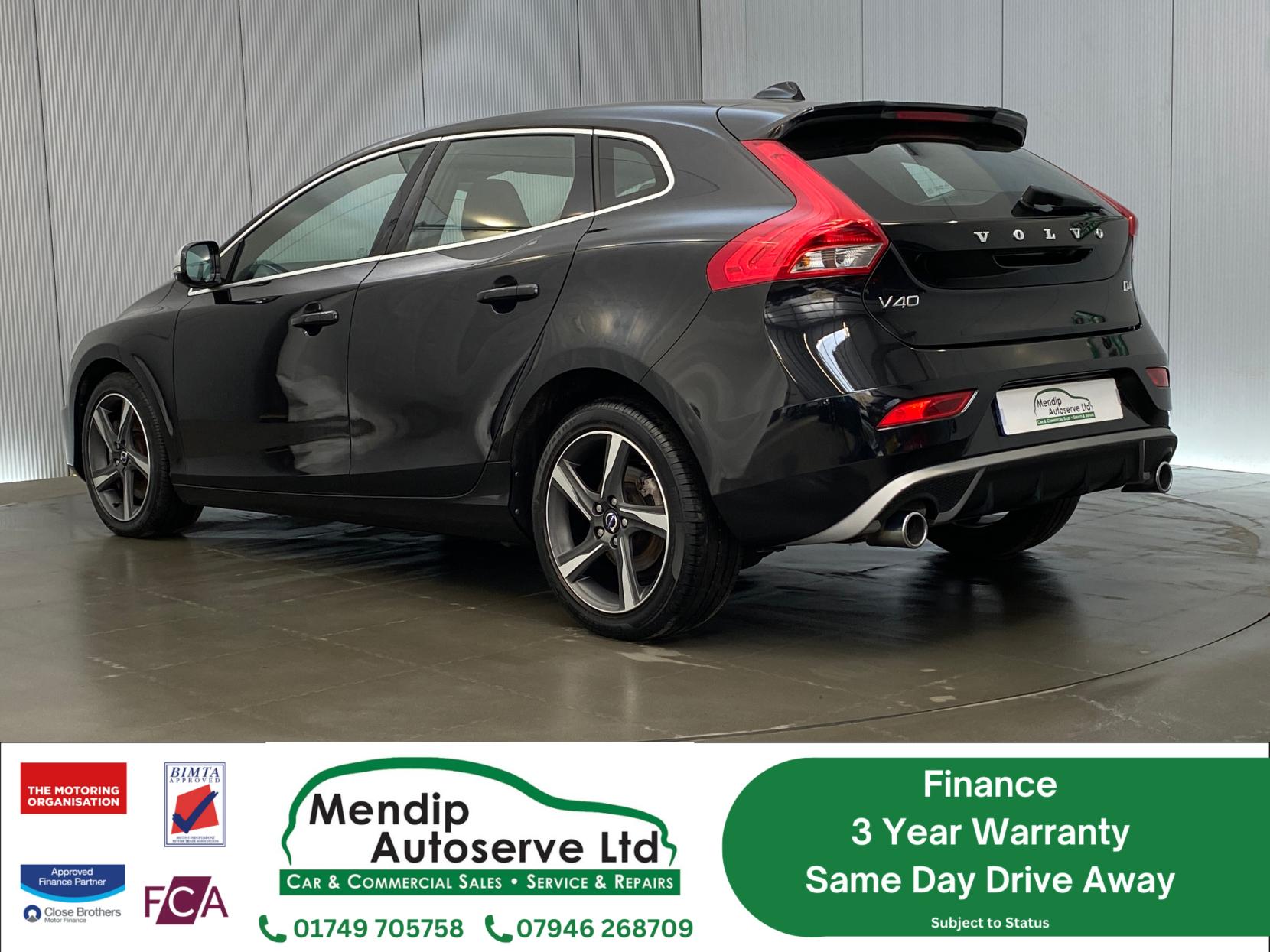 Volvo V40 2.0 D4 R-Design Lux Hatchback 5dr Diesel Geartronic Euro 5 (s/s) (177 ps)