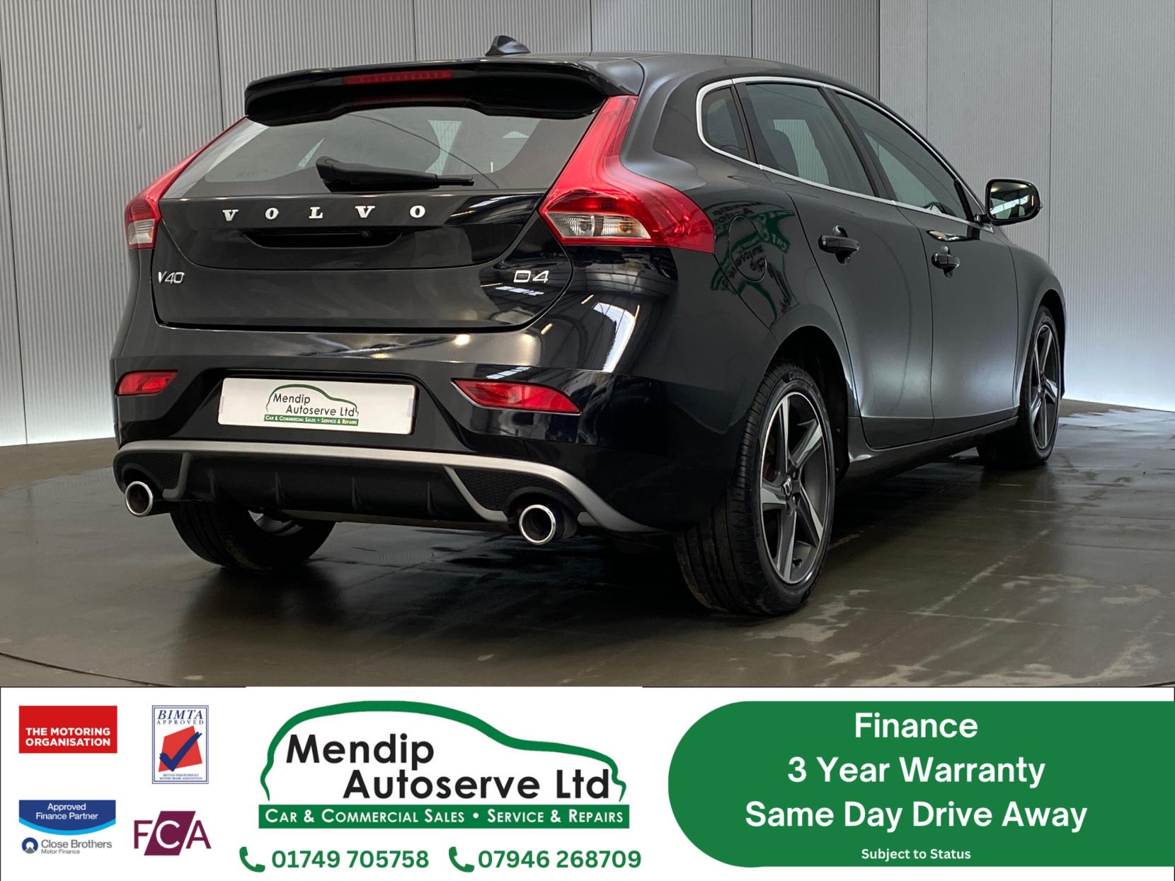 Volvo V40 2.0 D4 R-Design Lux Hatchback 5dr Diesel Geartronic Euro 5 (s/s) (177 ps)