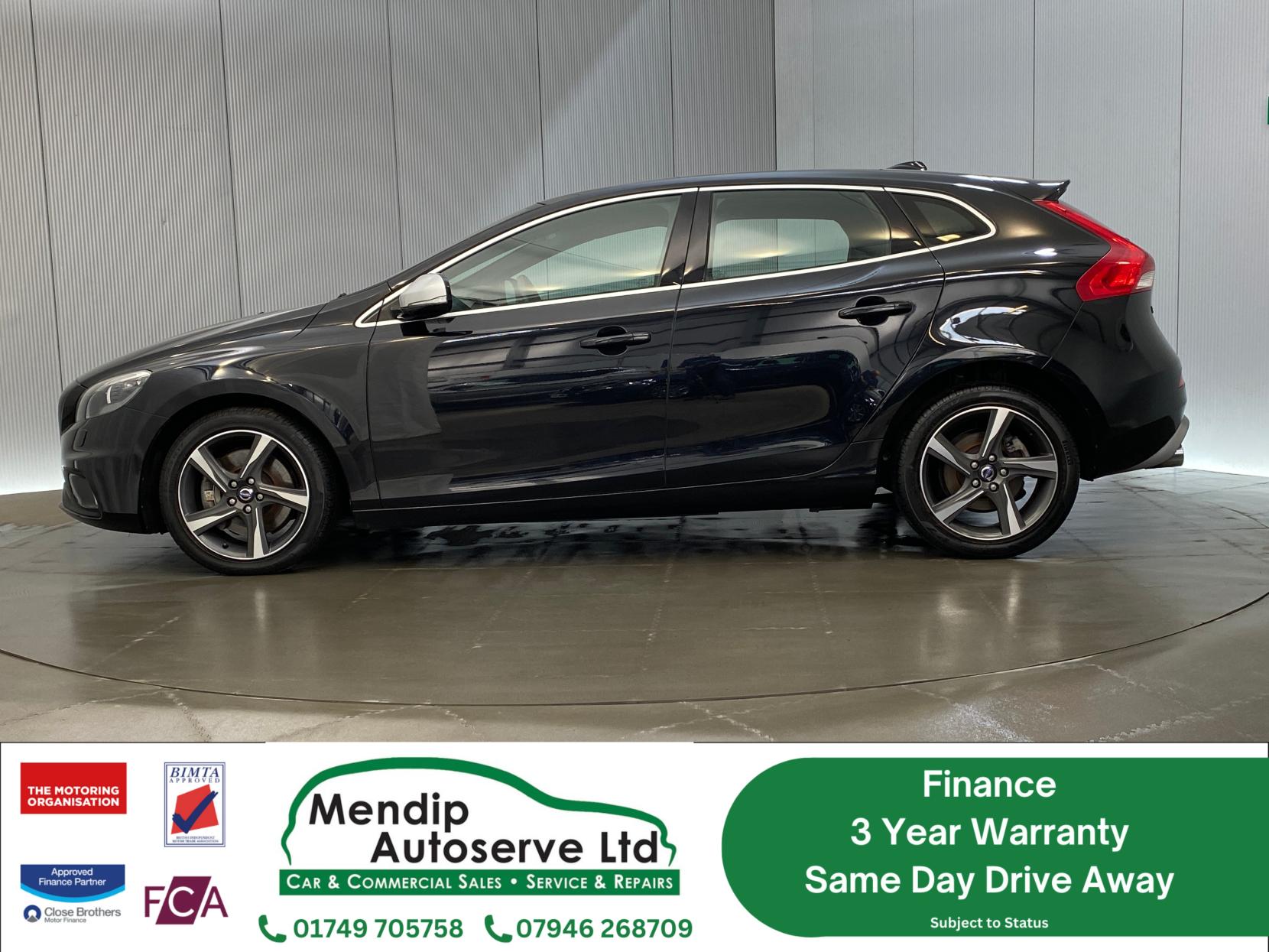 Volvo V40 2.0 D4 R-Design Lux Hatchback 5dr Diesel Geartronic Euro 5 (s/s) (177 ps)