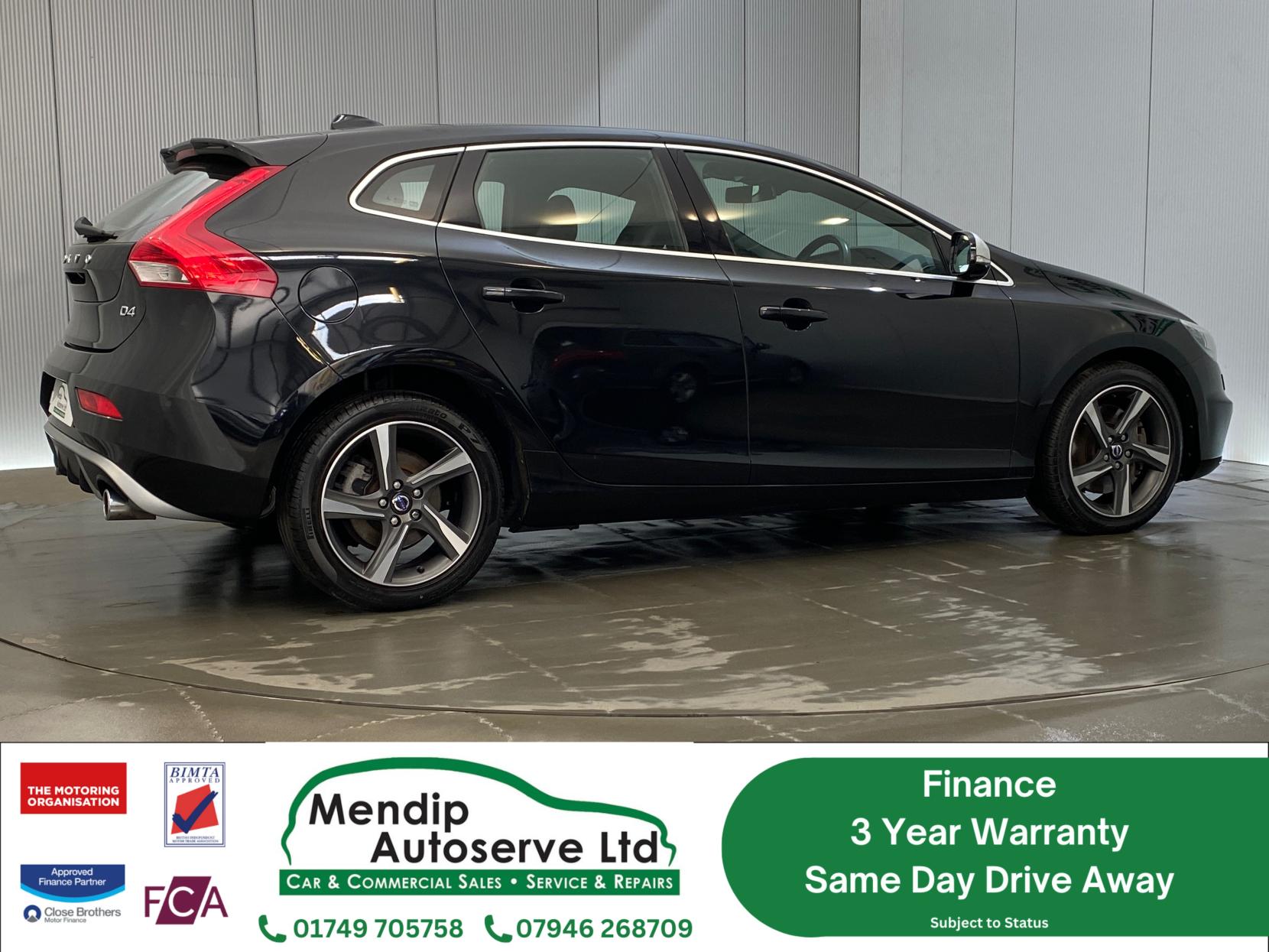 Volvo V40 2.0 D4 R-Design Lux Hatchback 5dr Diesel Geartronic Euro 5 (s/s) (177 ps)