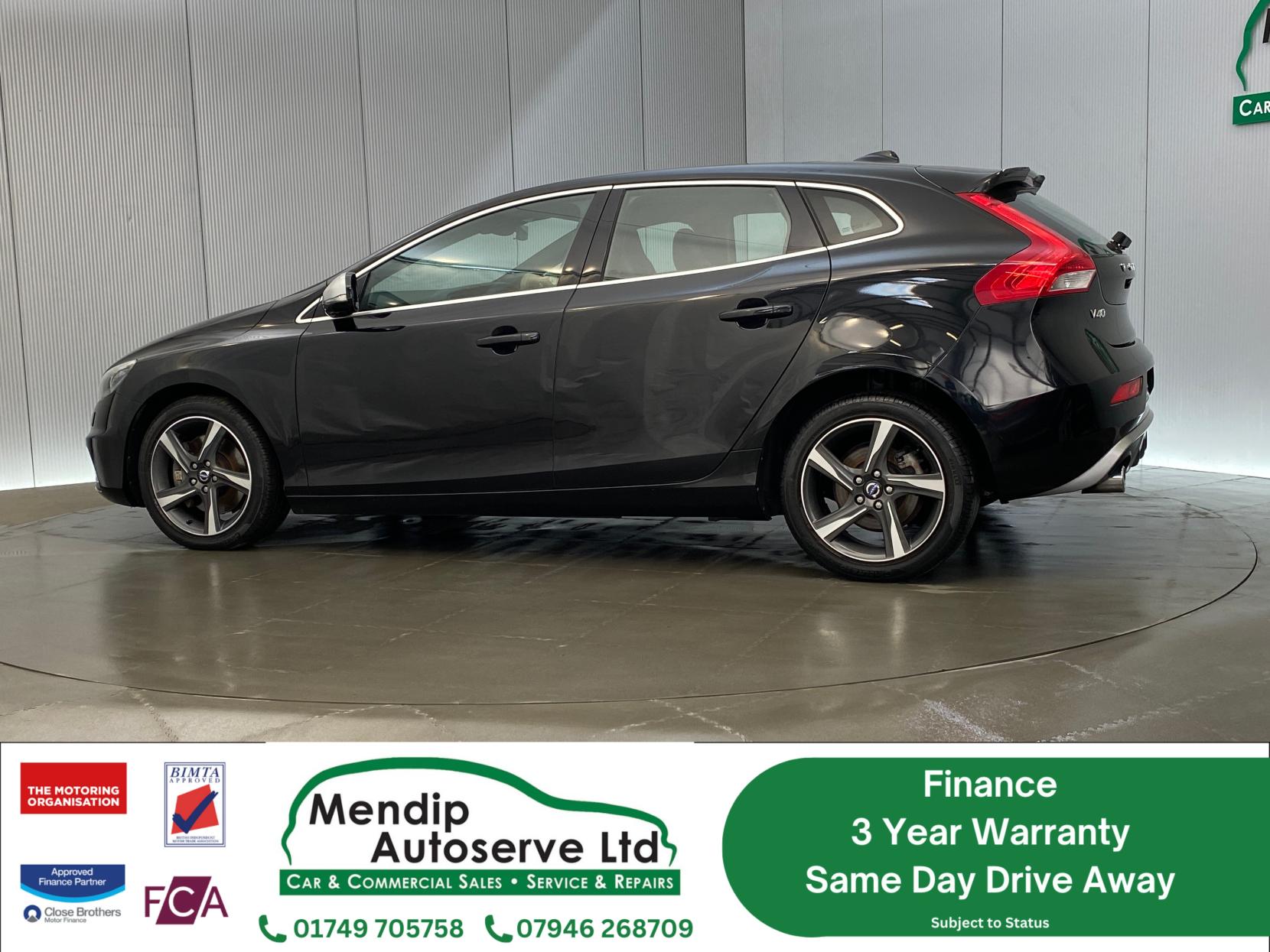 Volvo V40 2.0 D4 R-Design Lux Hatchback 5dr Diesel Geartronic Euro 5 (s/s) (177 ps)
