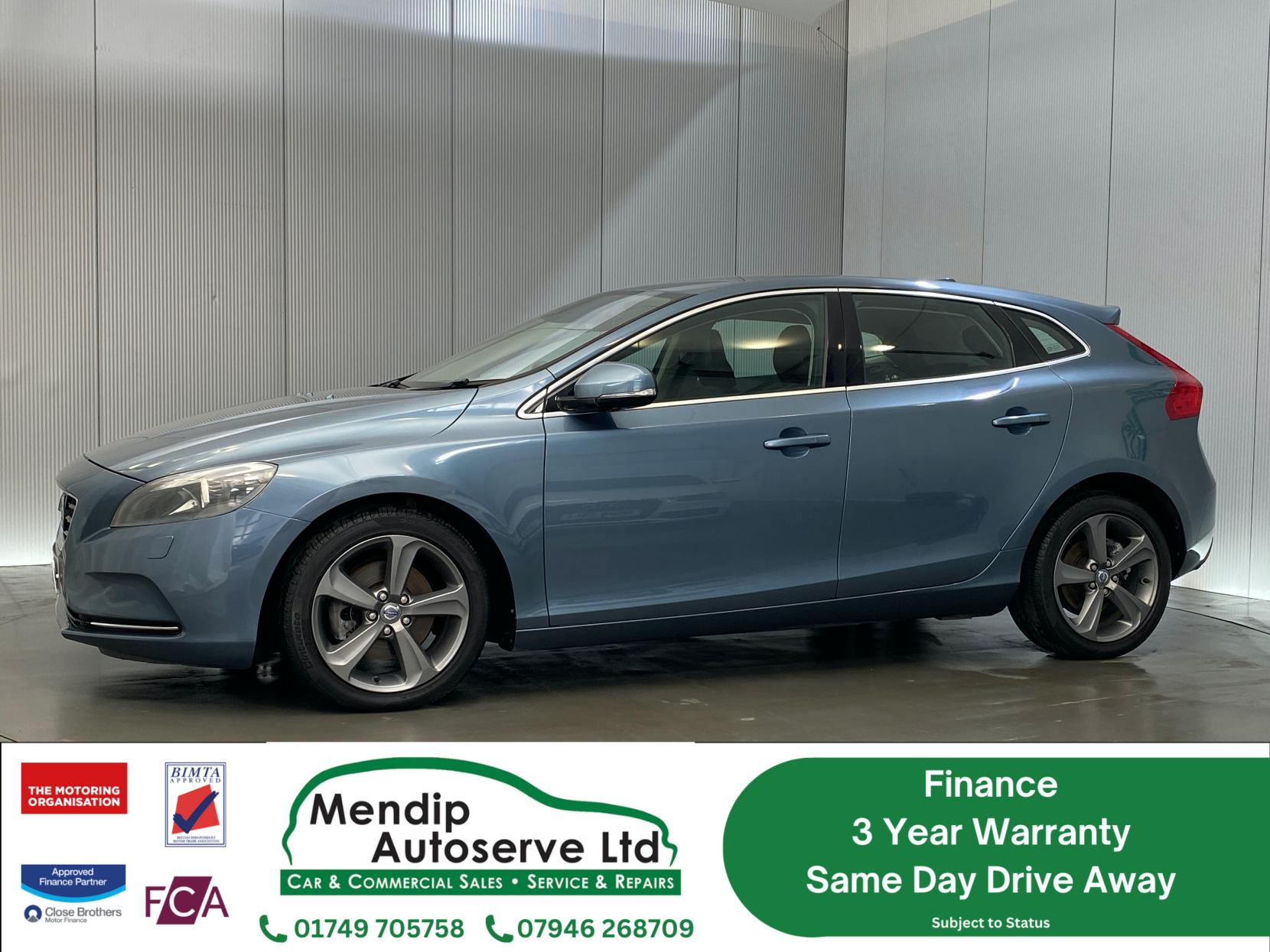 Volvo V40 1.6 T4 SE Hatchback 5dr Petrol Powershift Euro 5 (s/s) (180 ps)