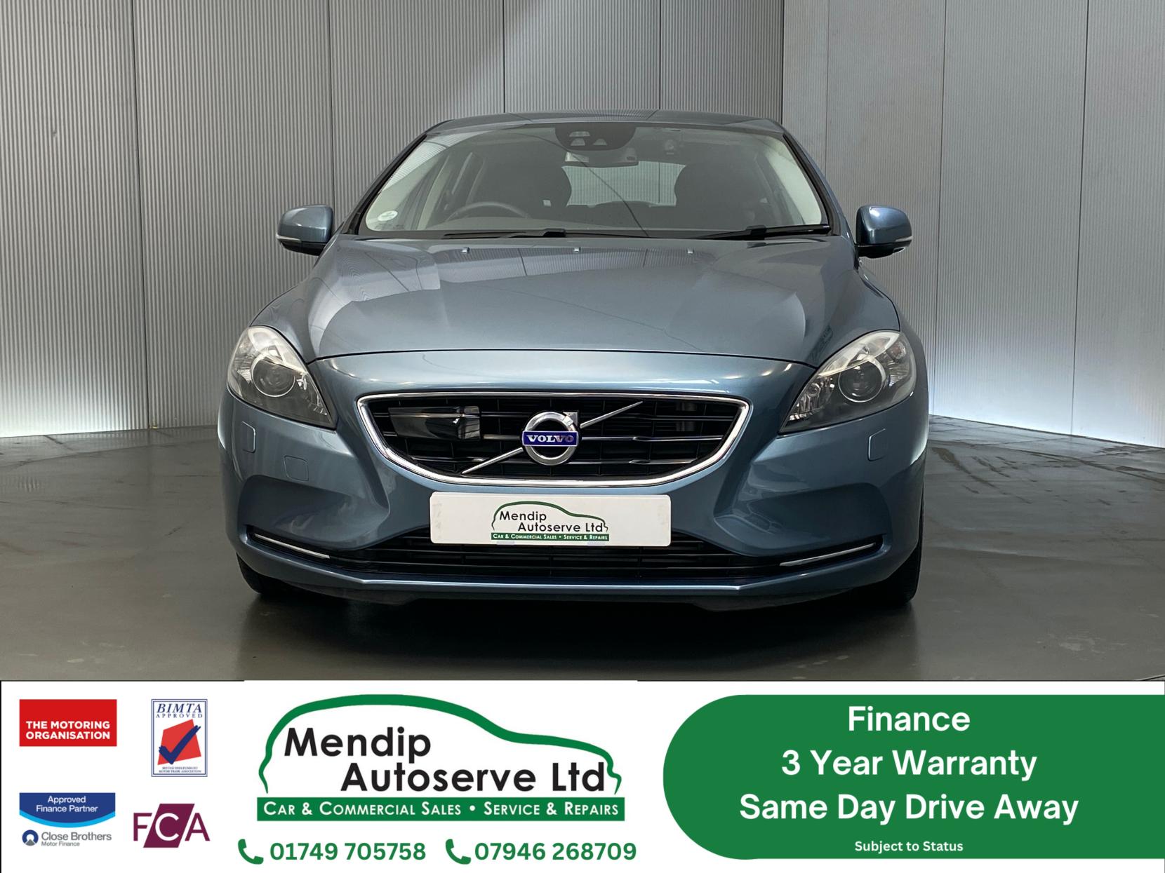 Volvo V40 1.6 T4 SE Hatchback 5dr Petrol Powershift Euro 5 (s/s) (180 ps)