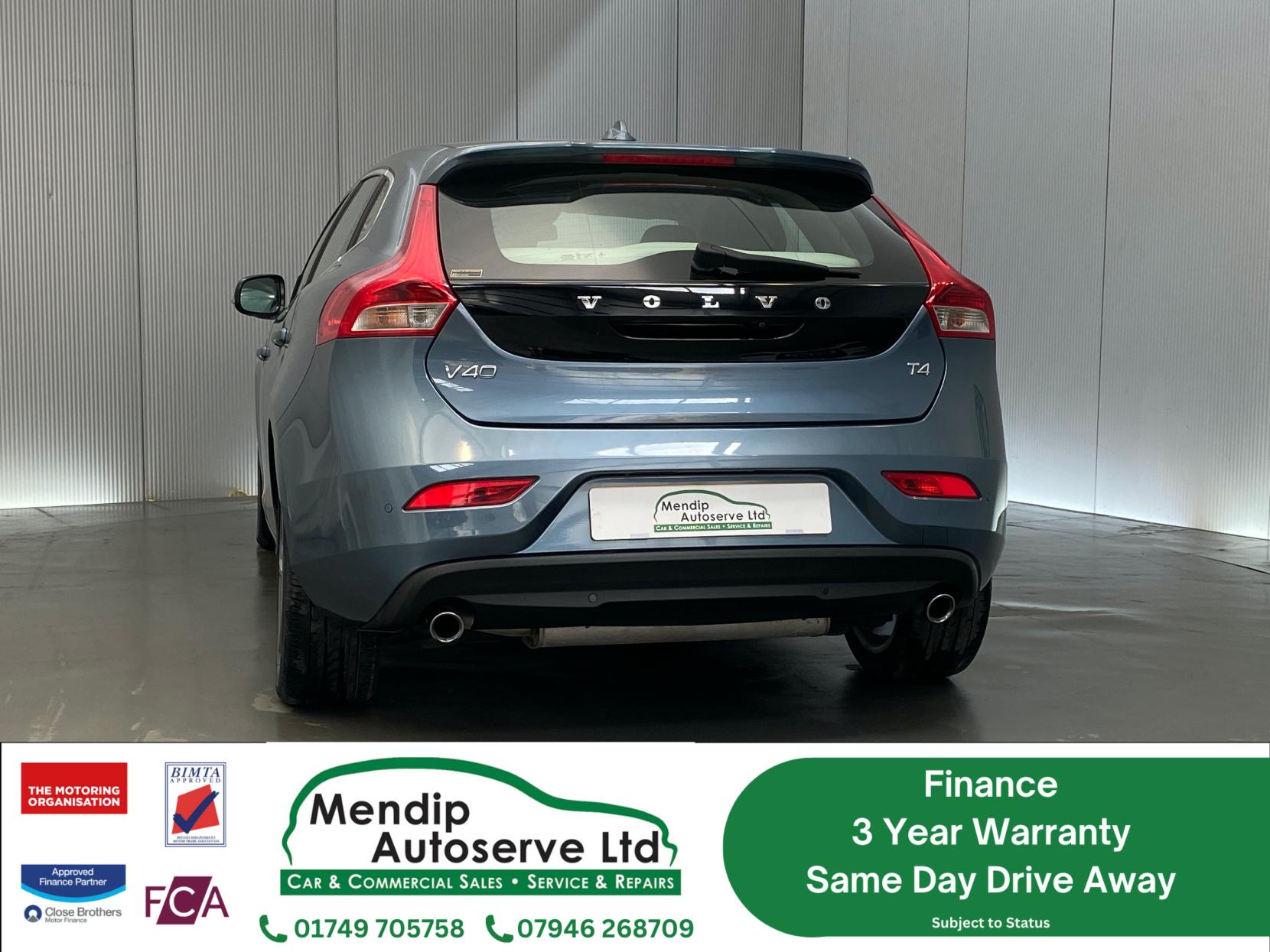 Volvo V40 1.6 T4 SE Hatchback 5dr Petrol Powershift Euro 5 (s/s) (180 ps)