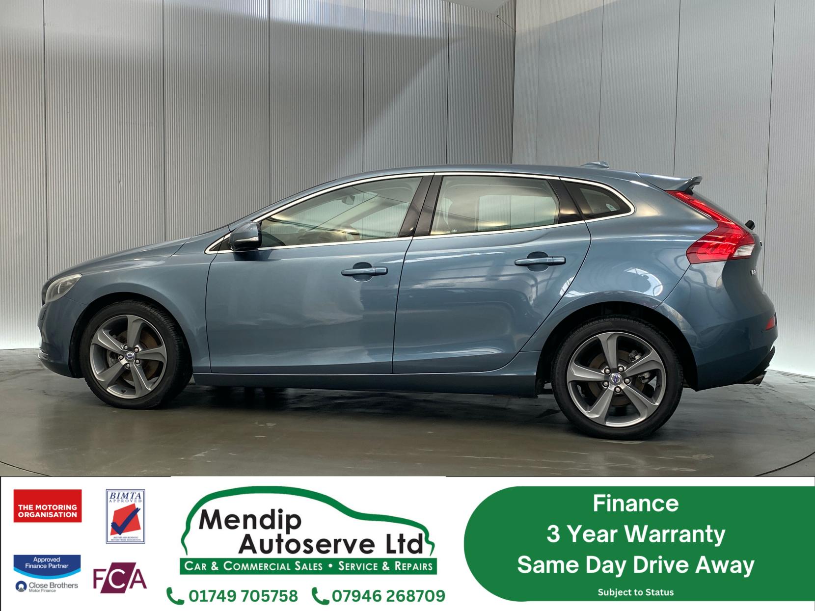 Volvo V40 1.6 T4 SE Hatchback 5dr Petrol Powershift Euro 5 (s/s) (180 ps)