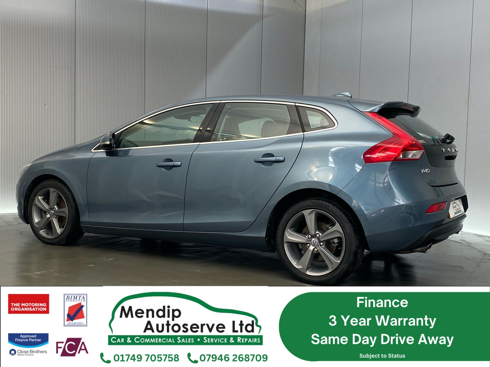 Volvo V40 1.6 T4 SE Hatchback 5dr Petrol Powershift Euro 5 (s/s) (180 ps)