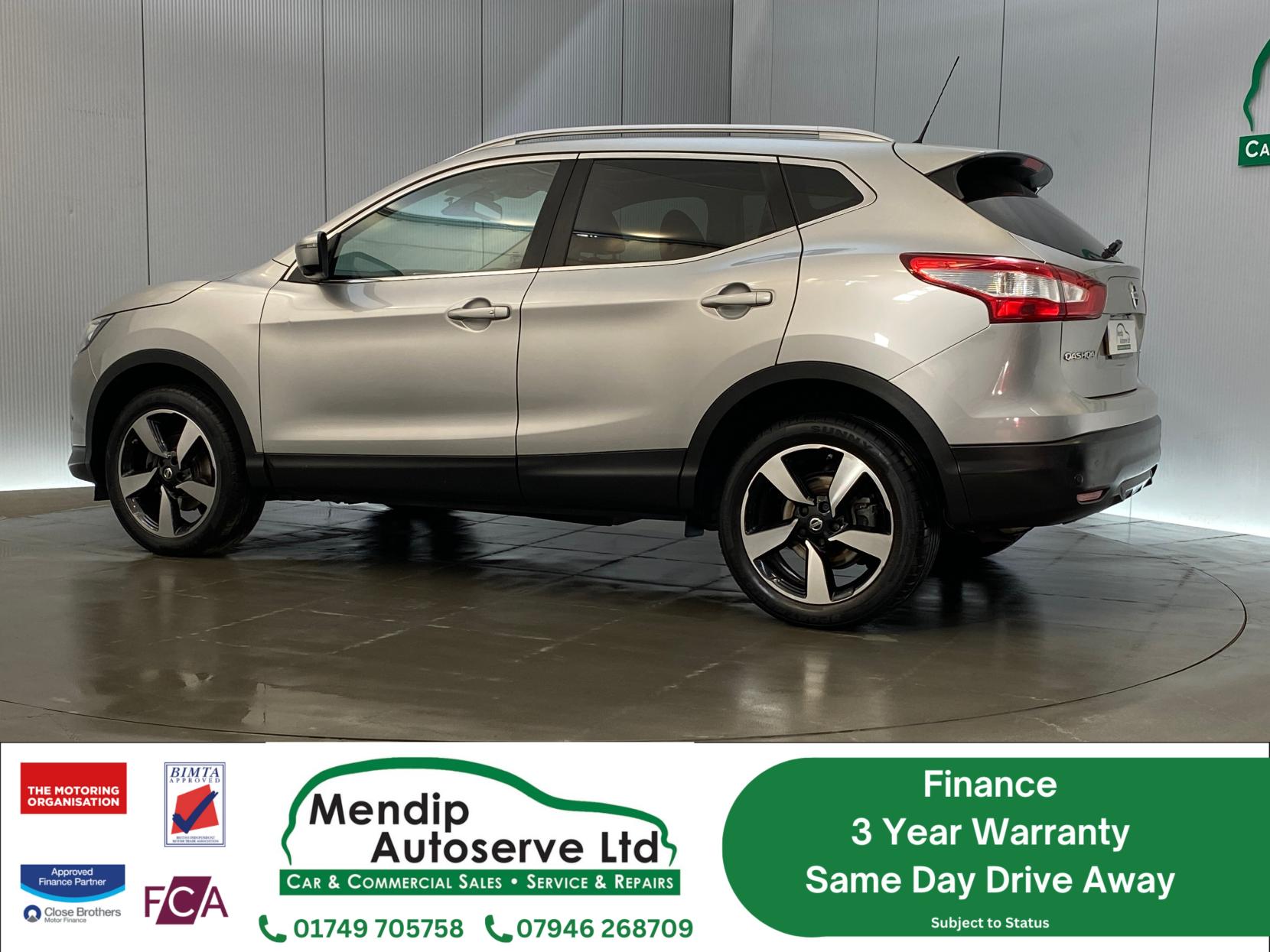 Nissan Qashqai 1.5 dCi N-Connecta SUV 5dr Diesel Manual 2WD Euro 6 (s/s) (110 ps)