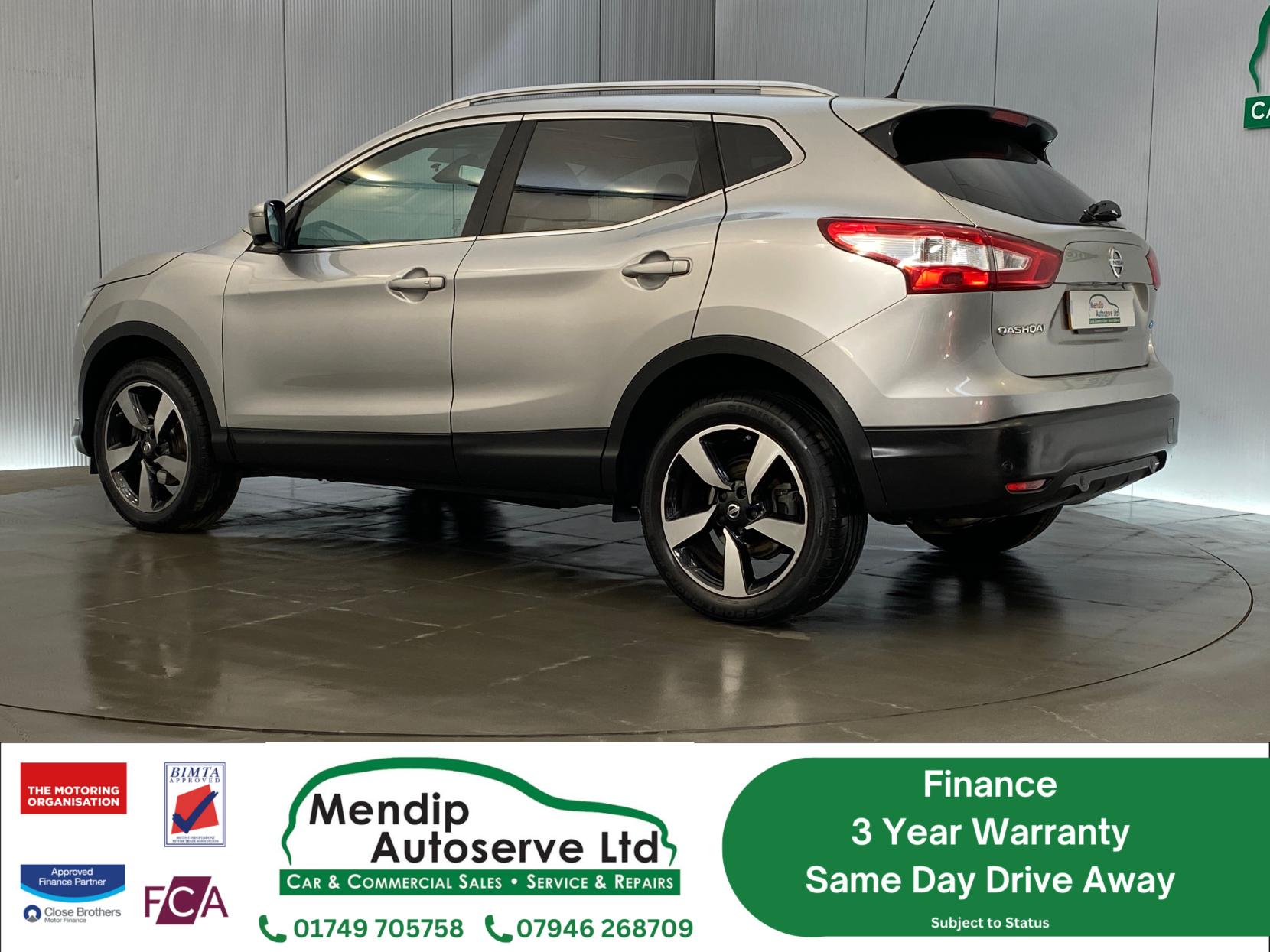 Nissan Qashqai 1.5 dCi N-Connecta SUV 5dr Diesel Manual 2WD Euro 6 (s/s) (110 ps)