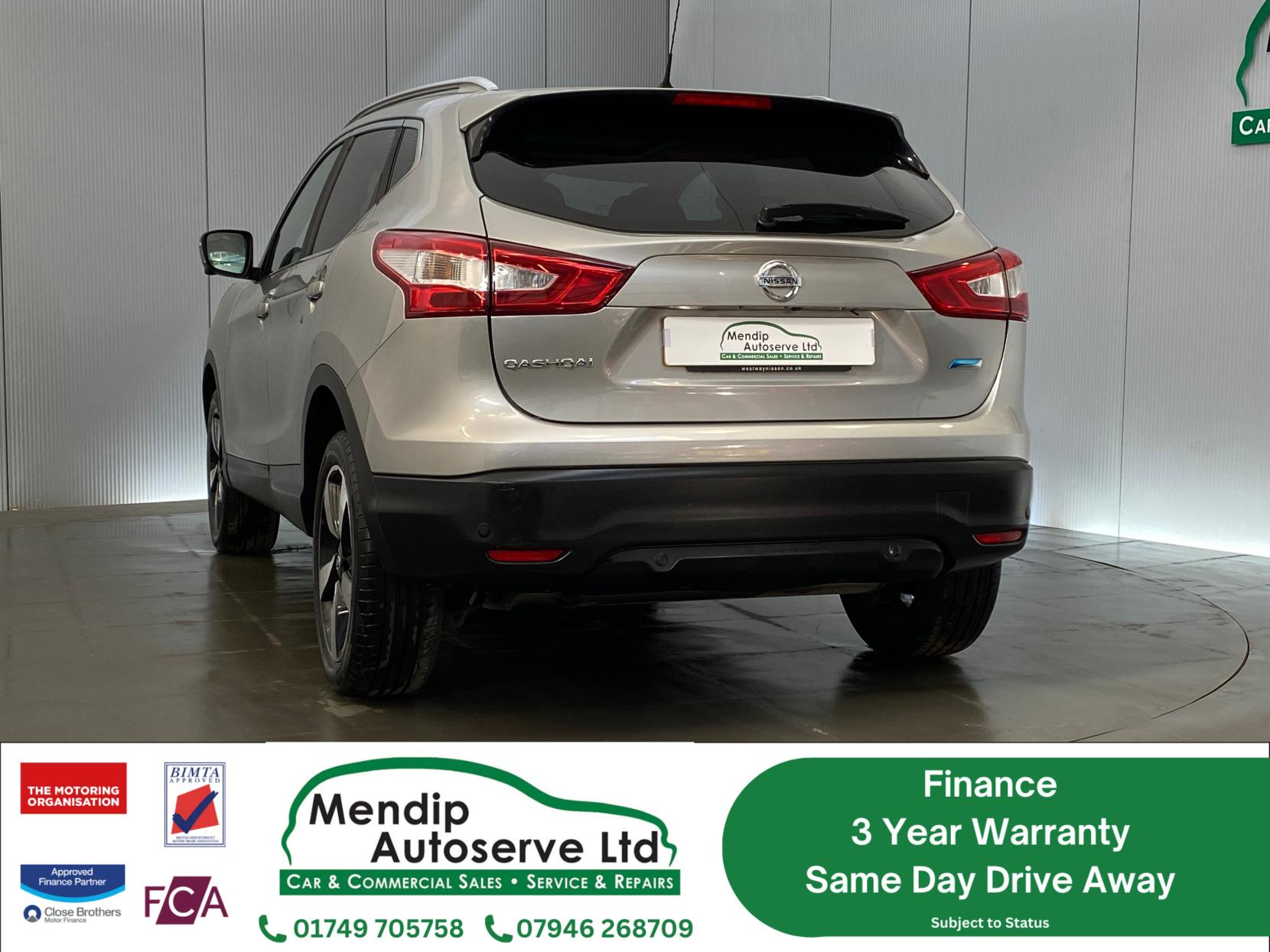 Nissan Qashqai 1.5 dCi N-Connecta SUV 5dr Diesel Manual 2WD Euro 6 (s/s) (110 ps)