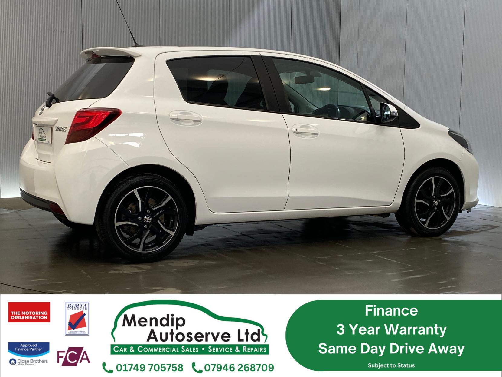 Toyota Yaris 1.33 Dual VVT-i Sport Hatchback 5dr Petrol Manual Euro 5 Euro 5 (99 ps)