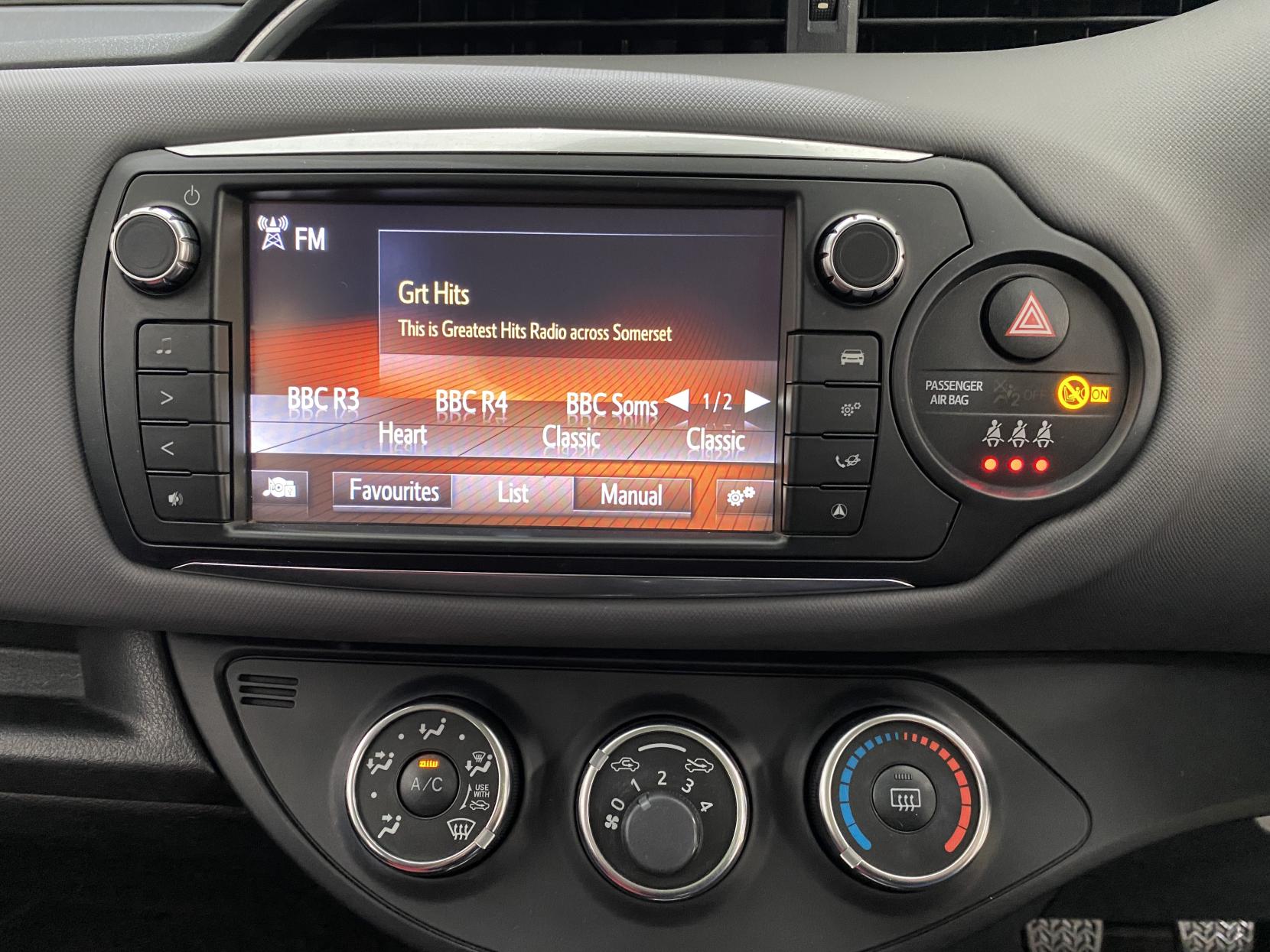 Toyota Yaris 1.33 Dual VVT-i Sport Hatchback 5dr Petrol Manual Euro 5 Euro 5 (99 ps)