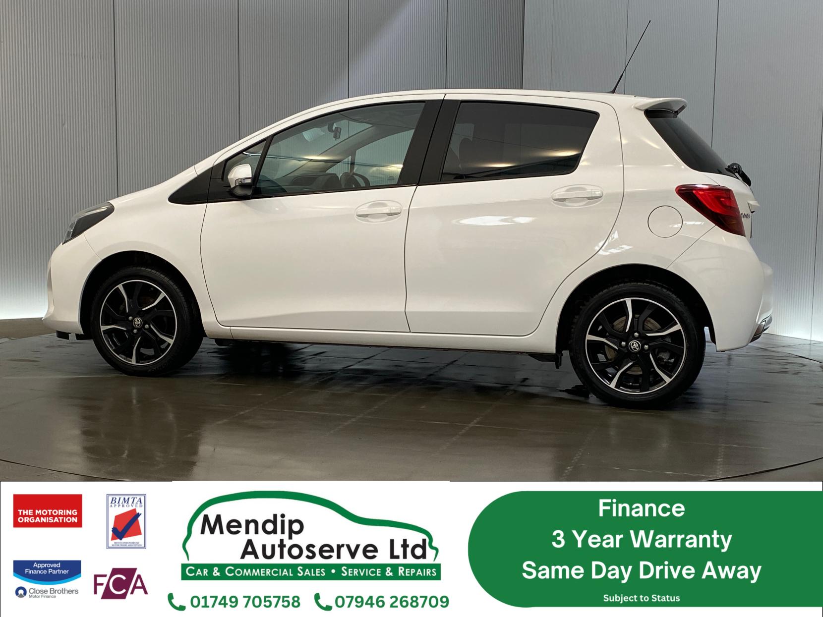 Toyota Yaris 1.33 Dual VVT-i Sport Hatchback 5dr Petrol Manual Euro 5 Euro 5 (99 ps)