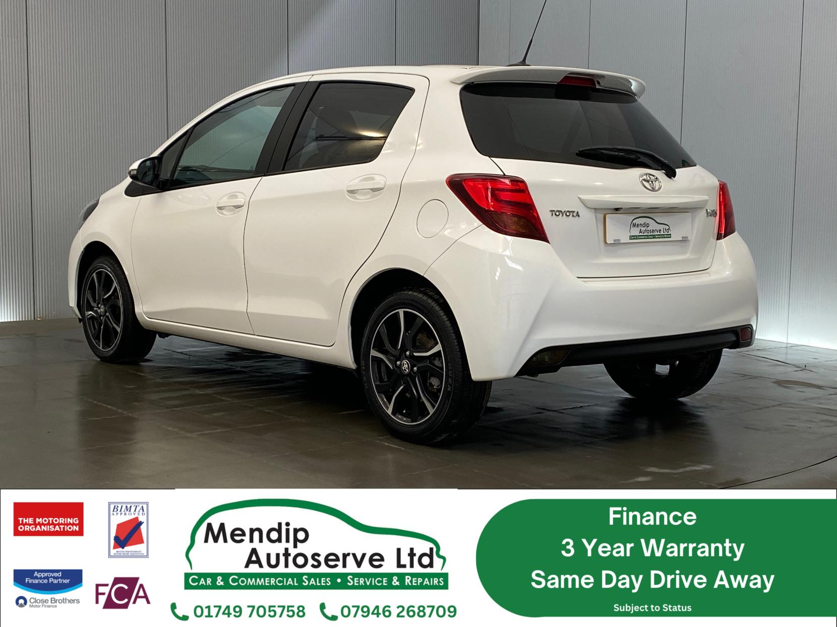 Toyota Yaris 1.33 Dual VVT-i Sport Hatchback 5dr Petrol Manual Euro 5 Euro 5 (99 ps)