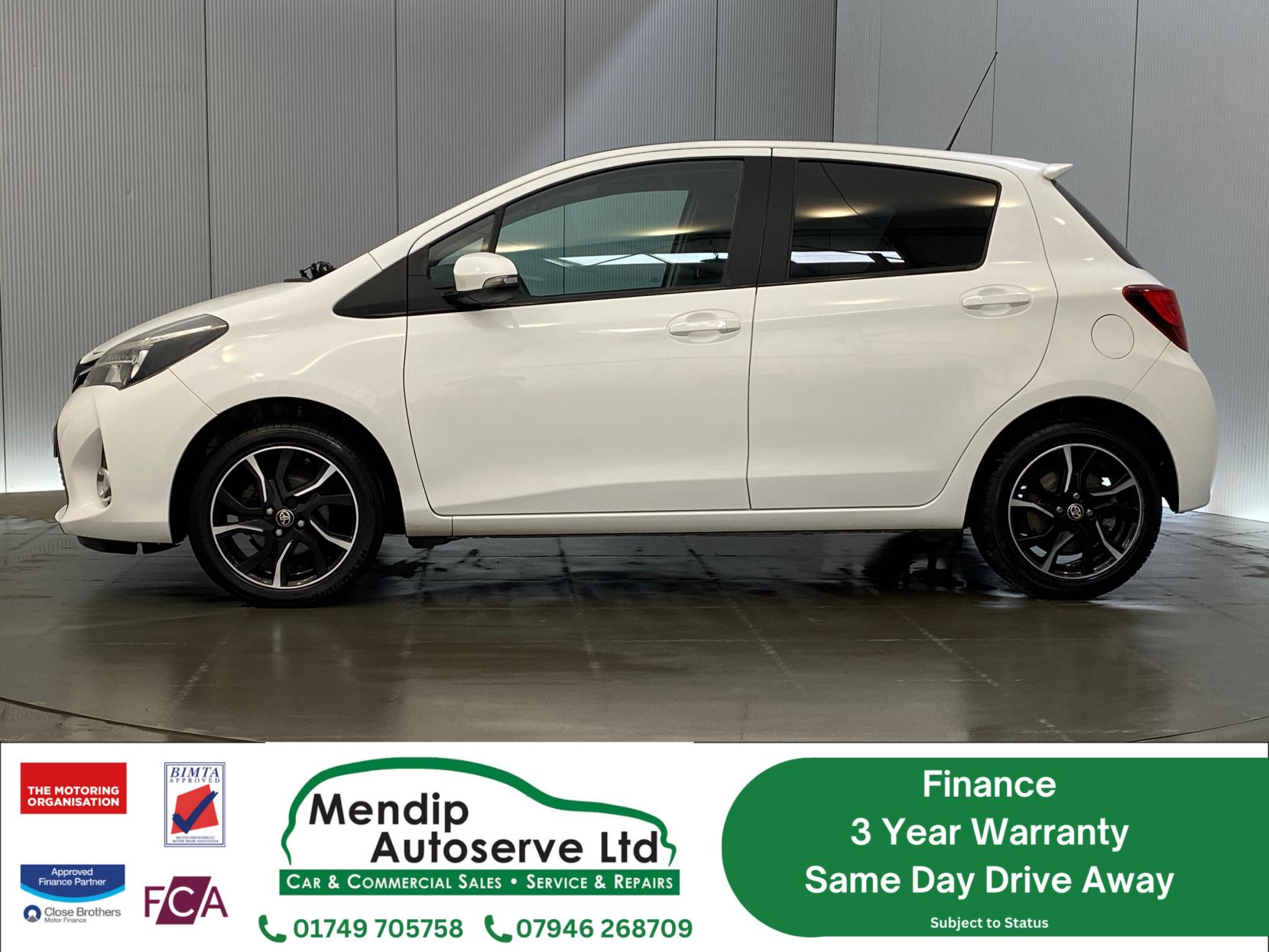 Toyota Yaris 1.33 Dual VVT-i Sport Hatchback 5dr Petrol Manual Euro 5 Euro 5 (99 ps)
