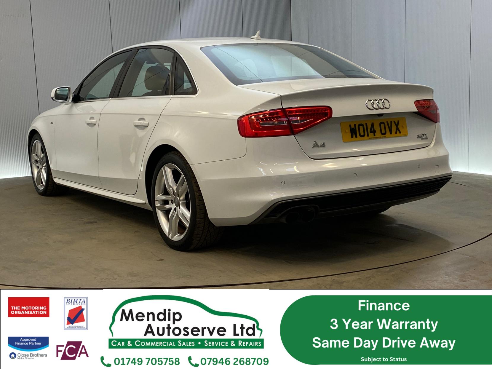 Audi A4 2.0 TFSI S line Saloon 4dr Petrol S Tronic quattro Euro 5 (s/s) (211 ps)