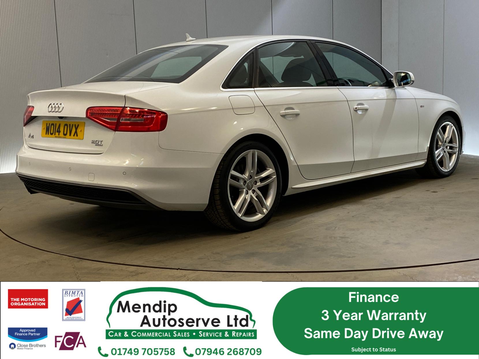 Audi A4 2.0 TFSI S line Saloon 4dr Petrol S Tronic quattro Euro 5 (s/s) (211 ps)